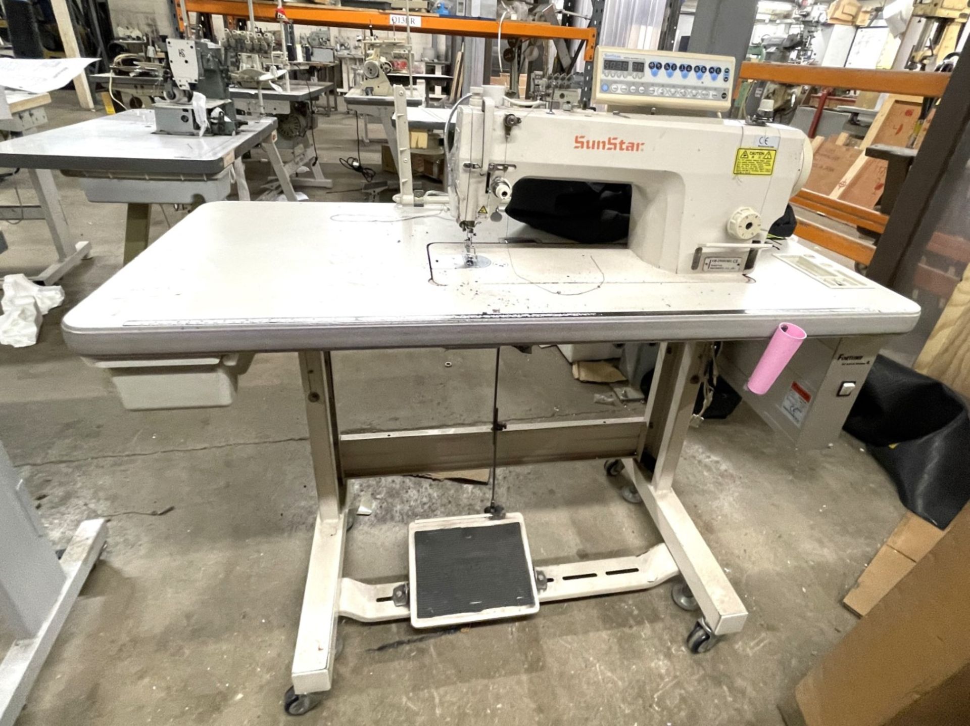 1 x Sunstar KM2300 UMG Single Needle Double Lockstitch Industrial Sewing Machine With Table - Image 2 of 24