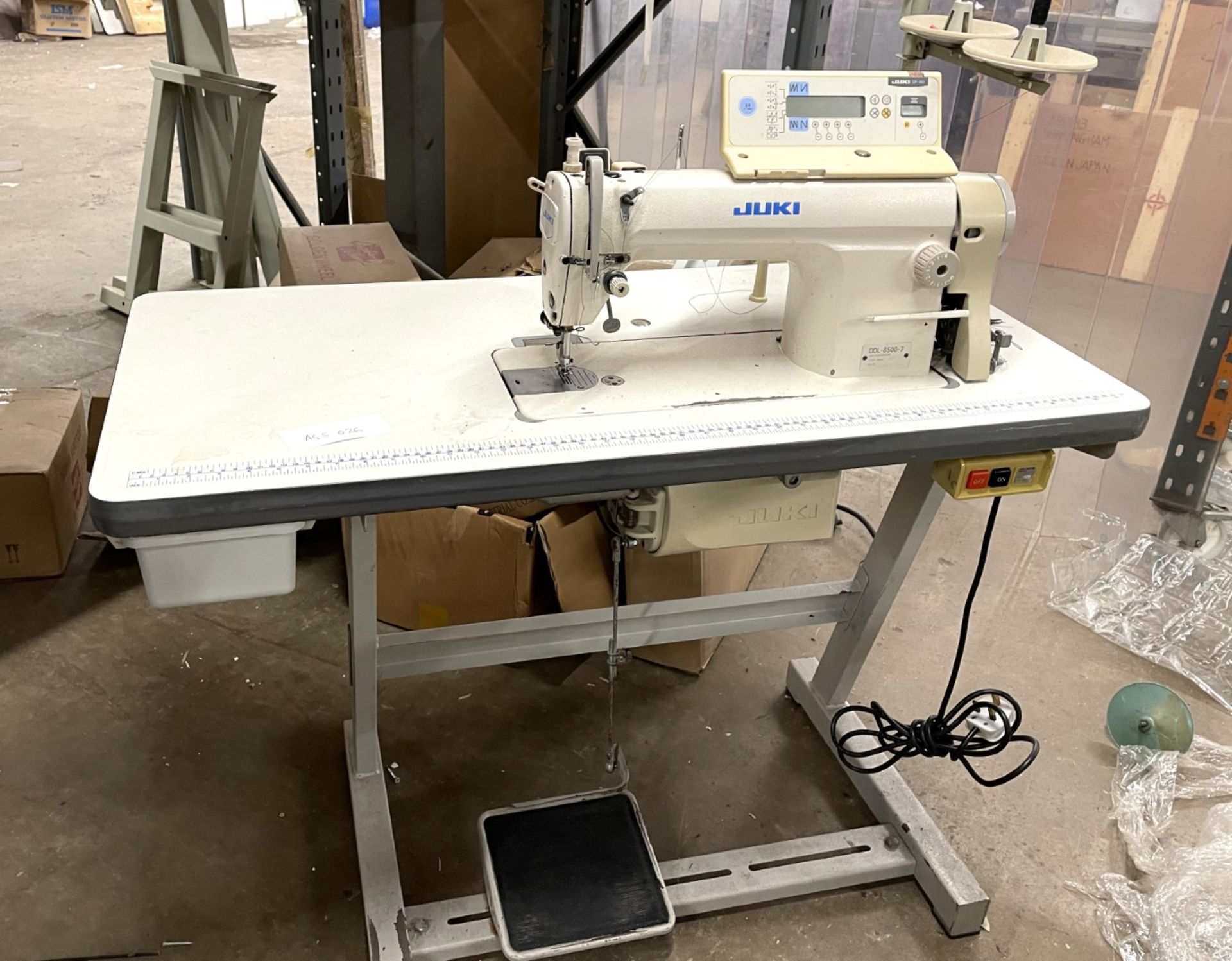 1 x Juki DDL850 Single Needle Automatic Lockstitch Industrial Sewing Machine With Table - Image 2 of 16