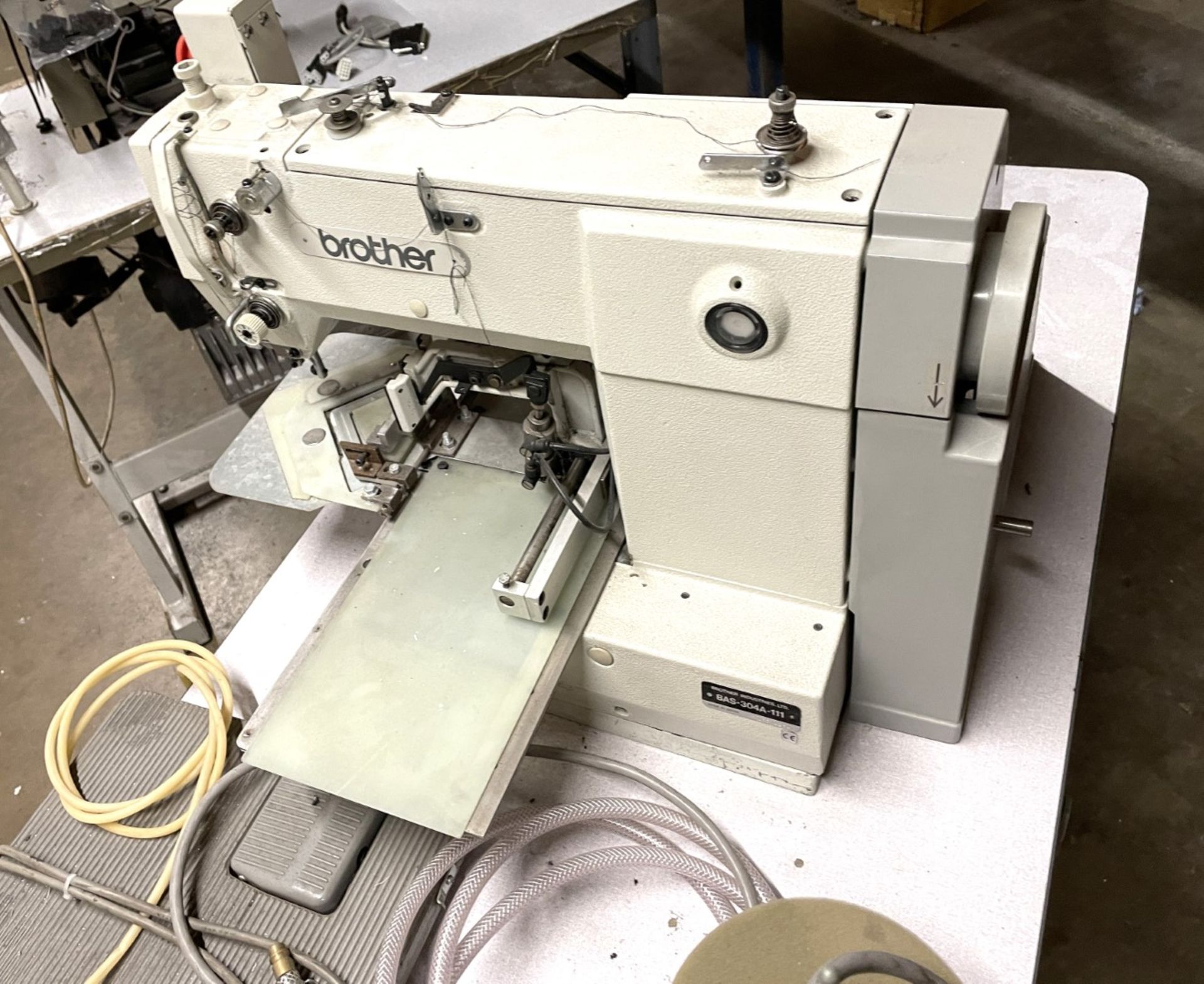 1 x Brother BAS 304A Programmable Electronic Pattern Sewer Industrial Sewing Machine With Table - Image 23 of 27