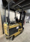 1 x Caterpillar Electric Counter Balance Forklift Truck With Charger