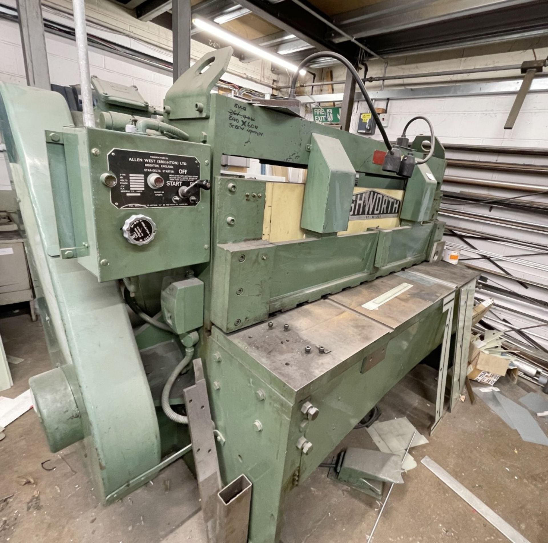 1 x Large Rushworth Industrial Guillotine - Image 9 of 29