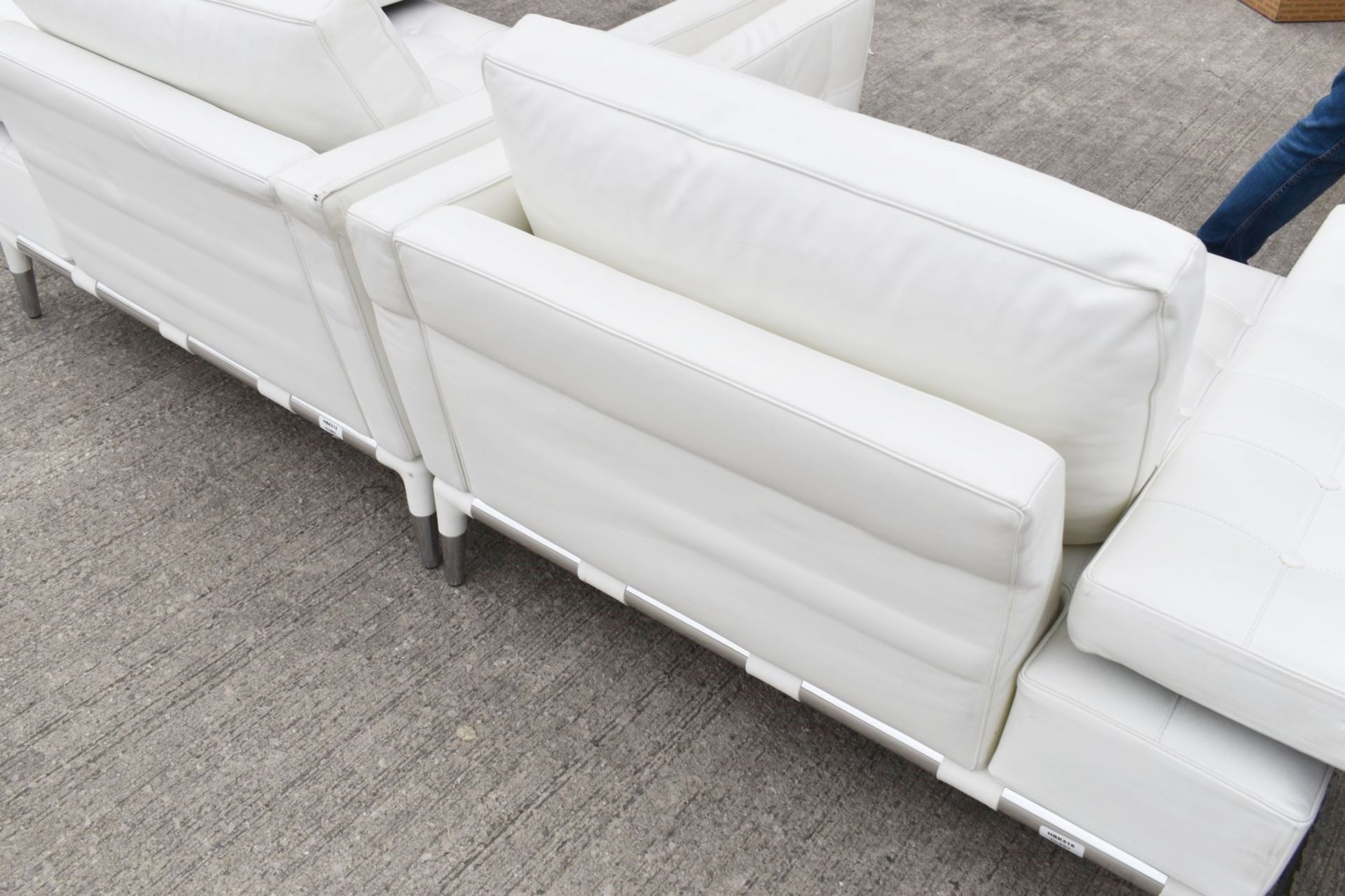 Pair Of CASSINA PRIVÉ / PHILIPPE STARCK Style Designer White Leather Lounge Chairs - Original Price - Image 4 of 10