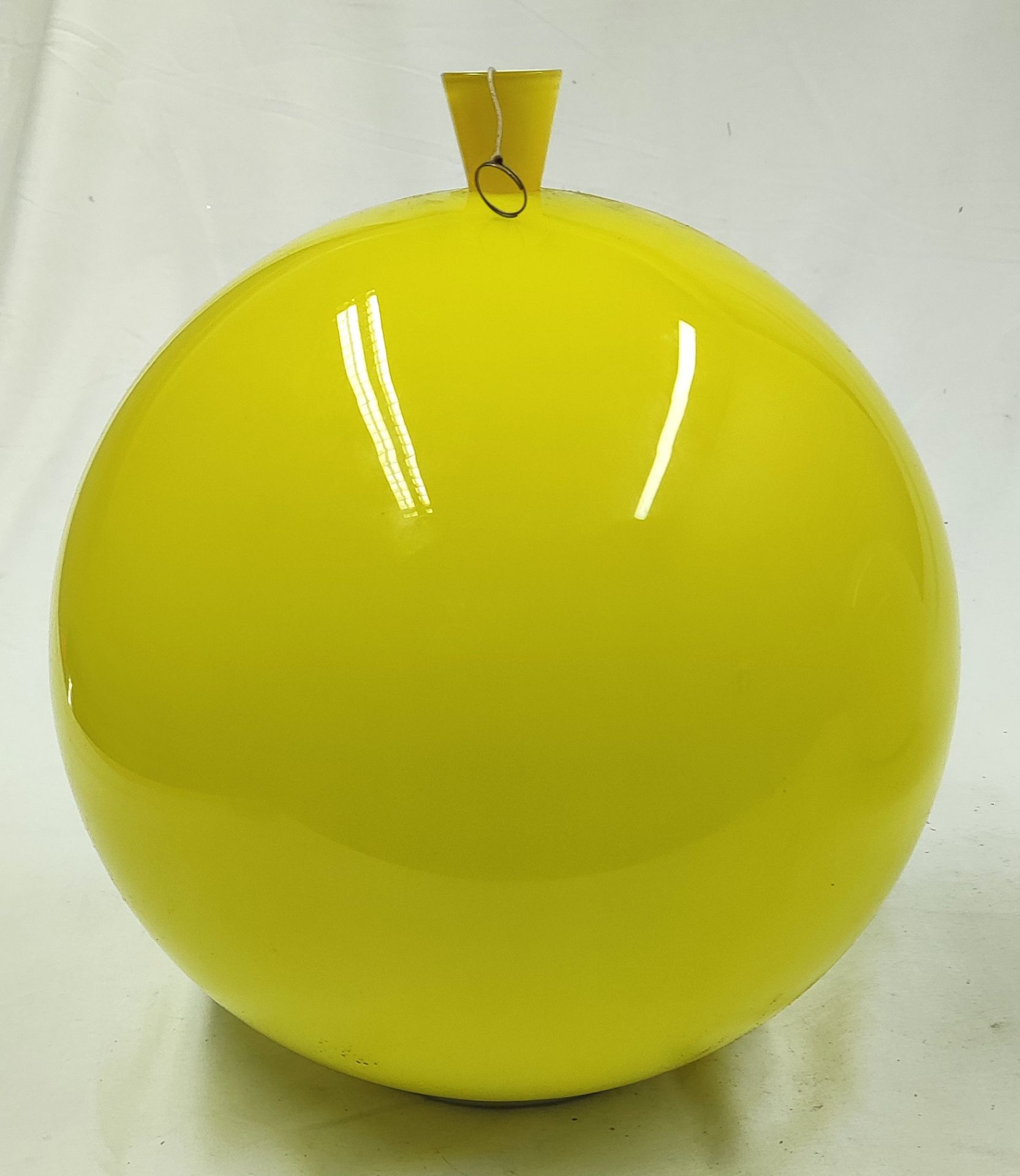 1 x BROKIS / BORIS KLIMEK "Memory" Balloon-shaped Designer Glass Light Fitting, Yellow - RRP £390.00 - Image 6 of 10