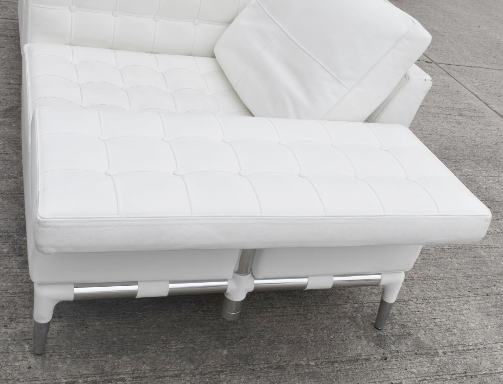 Pair Of CASSINA PRIVÉ / PHILIPPE STARCK Style Designer White Leather Lounge Chairs - Original Price - Image 7 of 10