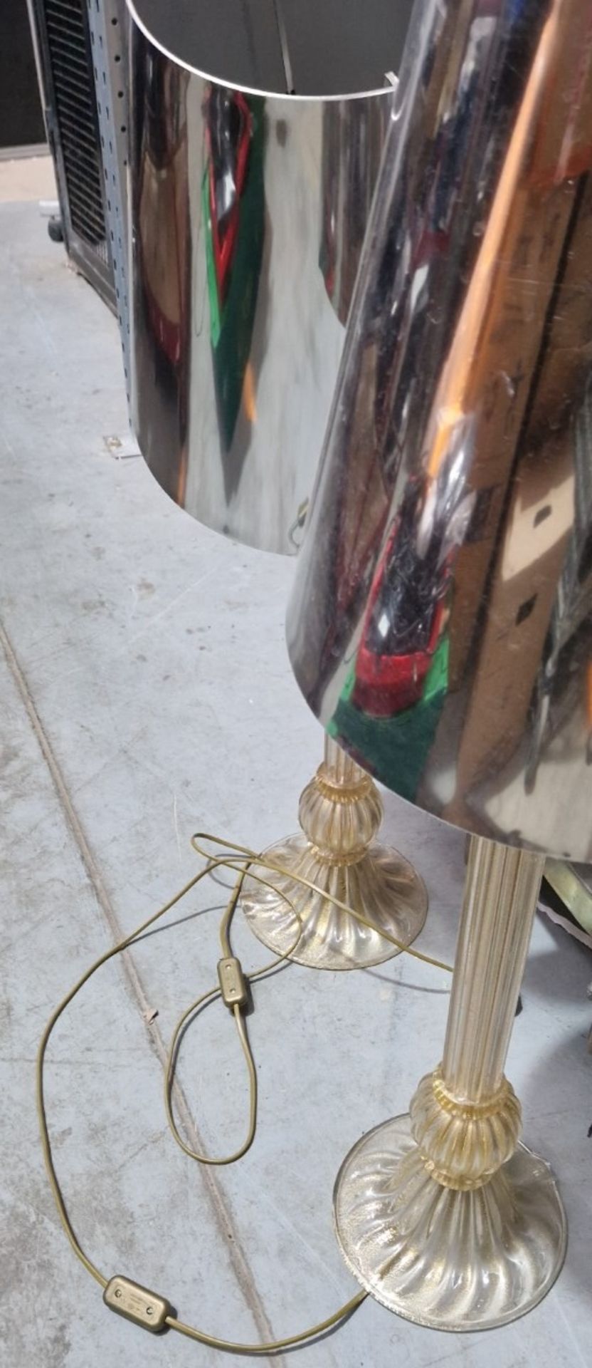 Set Of 2 x Mid-Century Classic Blown Murano Glass Table Lamp With Gold Flecks & Metallic Shades - Image 3 of 11