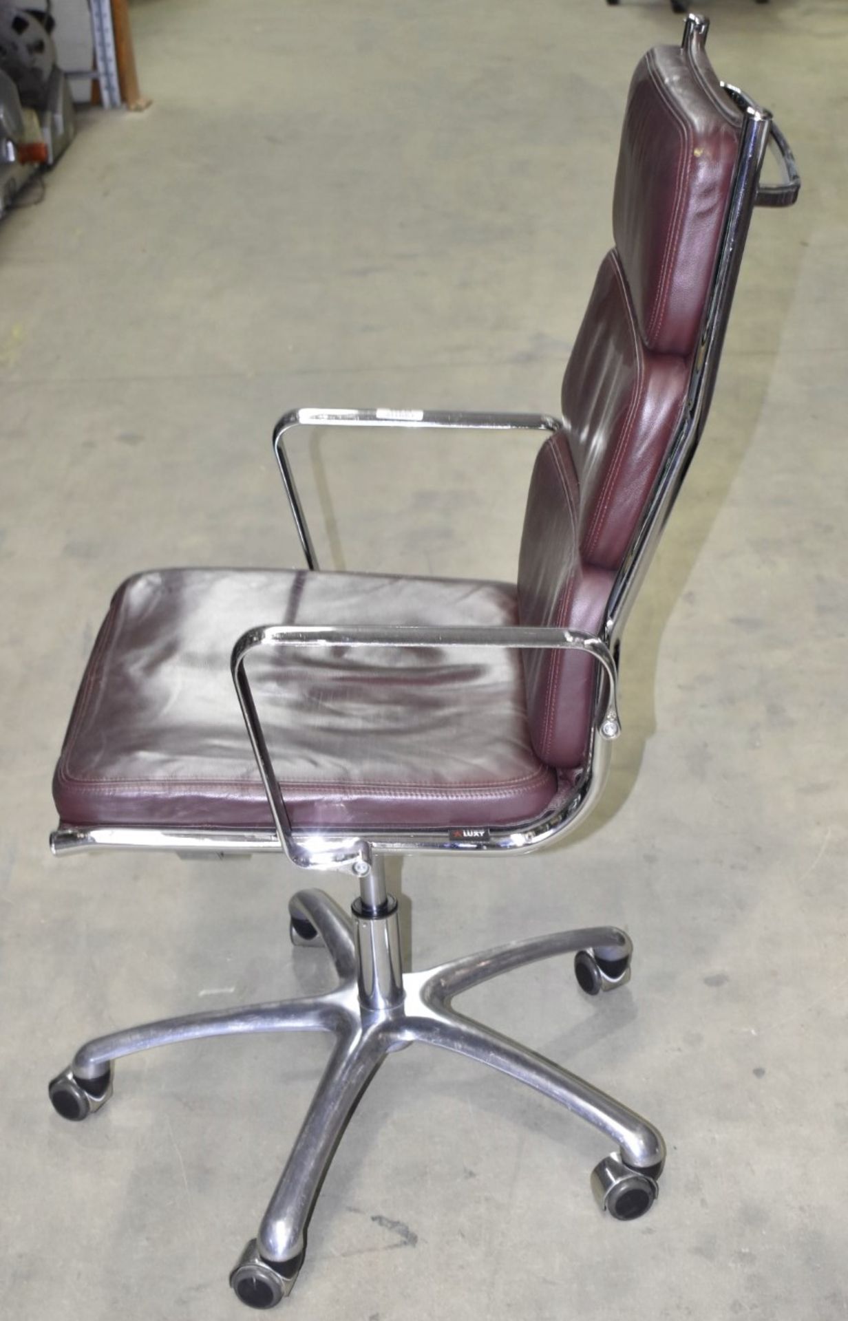 1 x LUXY Leather Upholstered Soft Pad Office Swivel Chair, Dark Brown - RRP £1,600 - Bild 3 aus 8