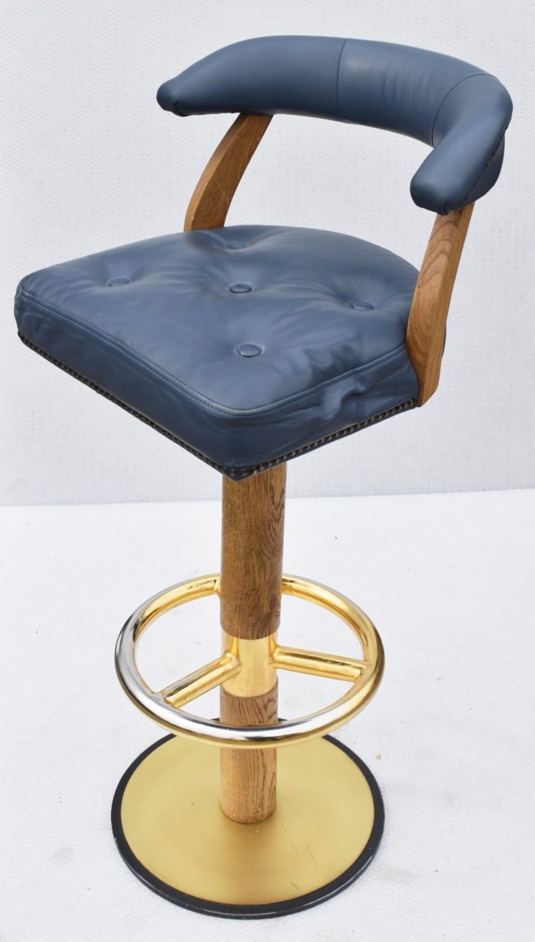 1 x Luxury Buttoned Bar Stool with Wooden Frame, Metal Base, Footrest and Studded Upholstery in a - Image 2 of 8