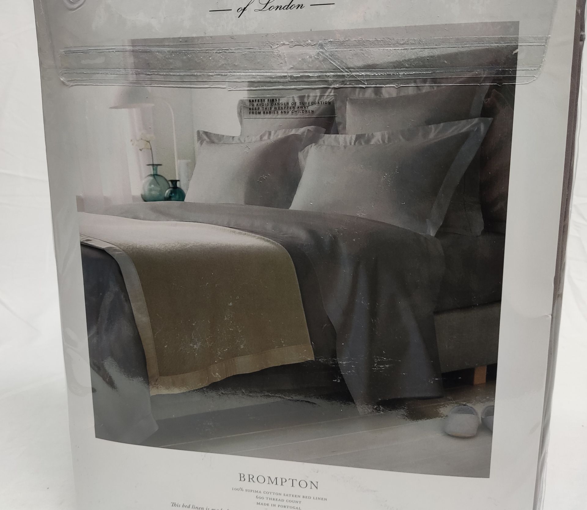 1 x HARRODS OF LONDON Brompton Super King Flat Sheet (270cm X 300cm) - Grey - Original RRP £309 - - Image 5 of 13