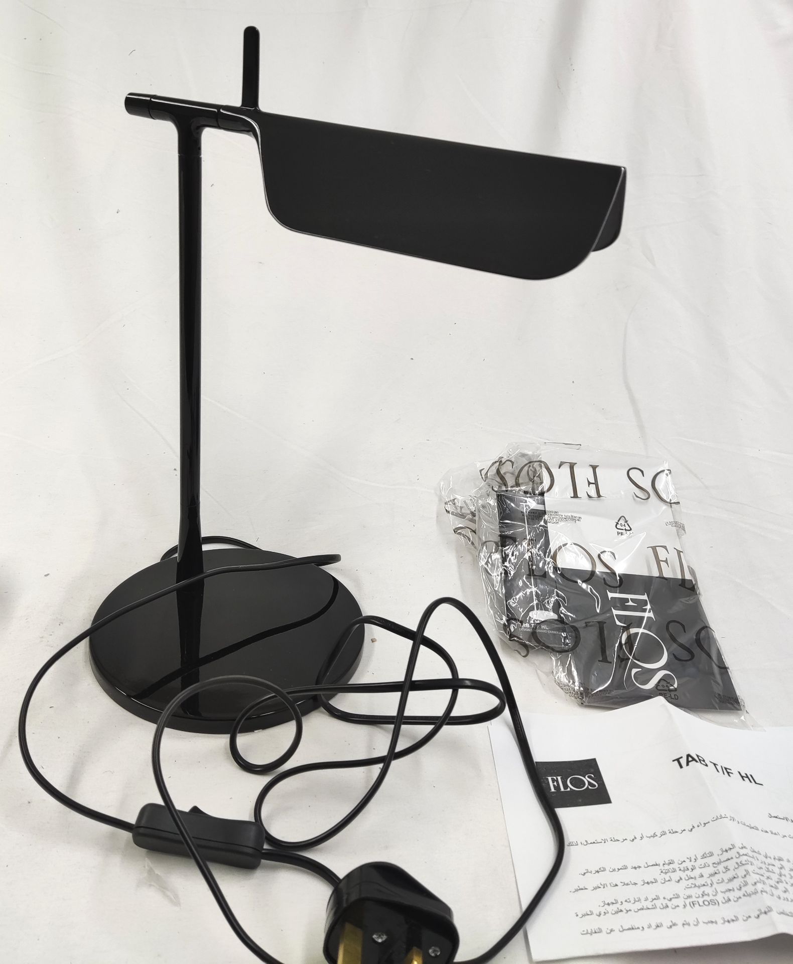1 x FLOS Tab T Table Lamp With Adjustable Head - F6550330 - RRP £310 - Ref: ATR177-1/ATRPD - - Image 7 of 12