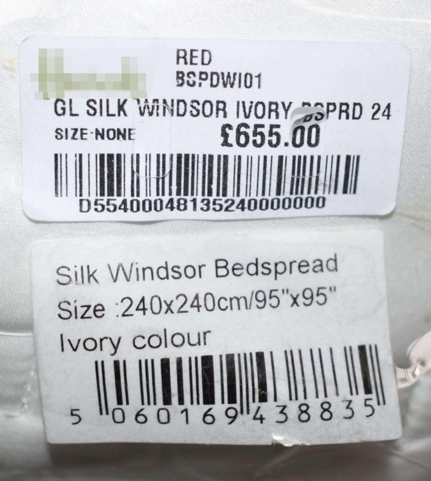 1 x GINGERLILY 'Windsor' Luxury Mulberry Silk Double Bedspread, in Ivory 240cm x 240cm - RRP £655.00 - Image 3 of 6
