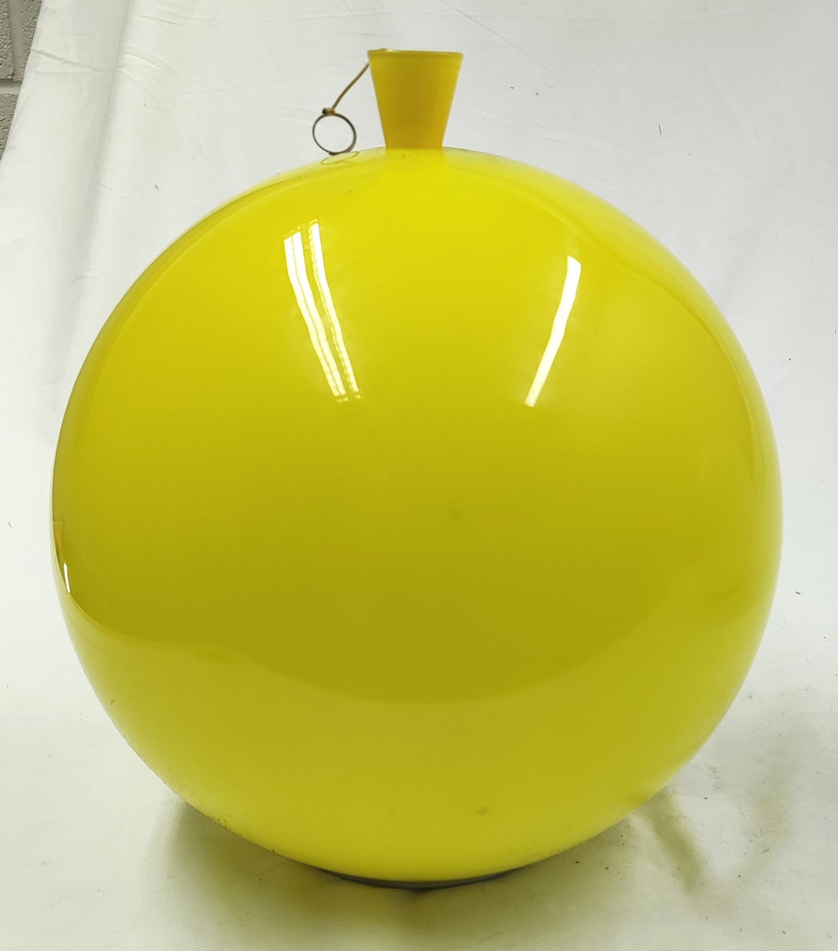 1 x BROKIS / BORIS KLIMEK "Memory" Balloon-shaped Designer Glass Light Fitting, Yellow - RRP £390.00 - Image 10 of 10