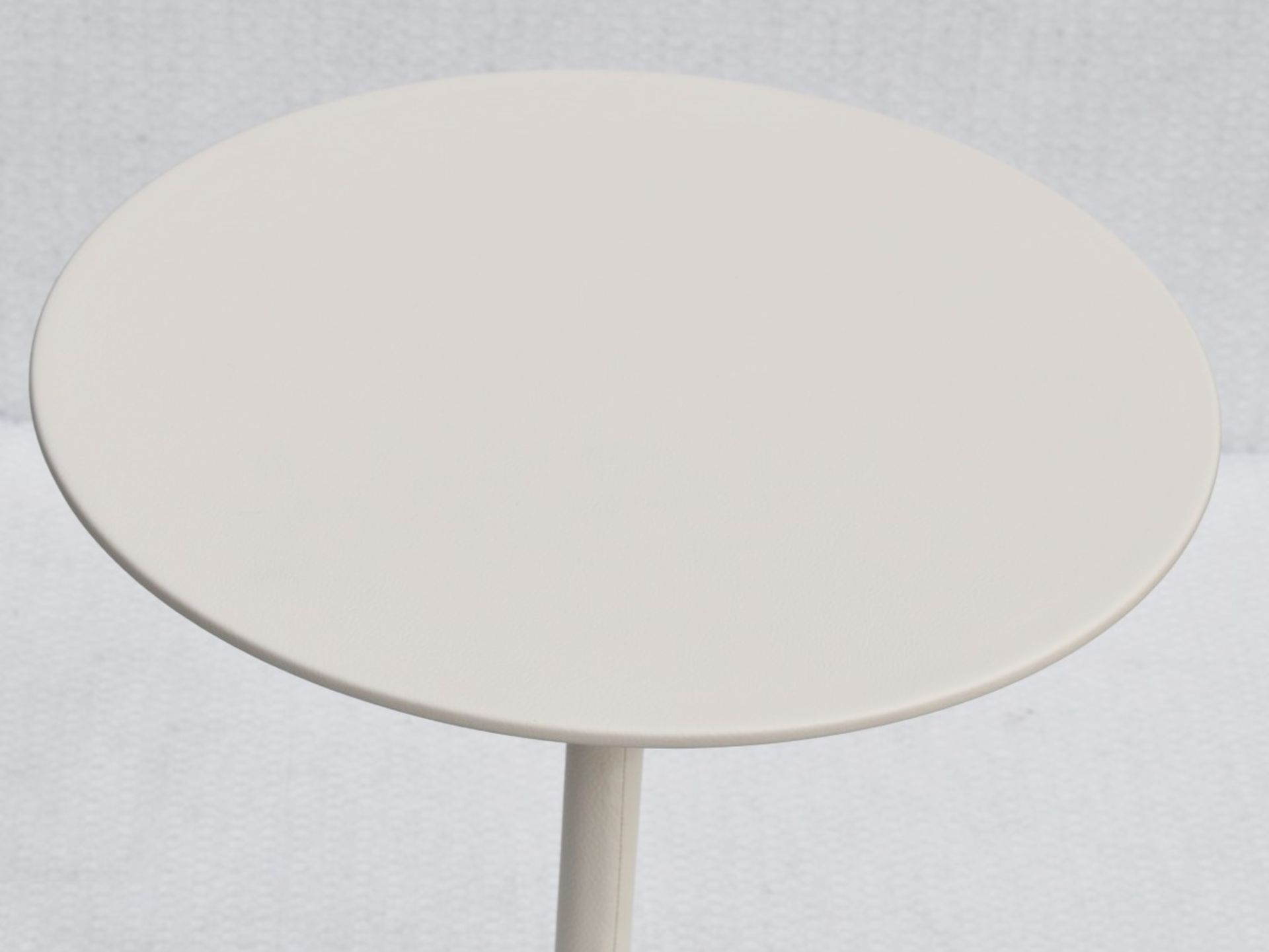 1 x POLTRONA FRAU 'Bob' Designer Leather Upholstered Coffee Table in Cream - Original Price £2,900 - Image 8 of 10