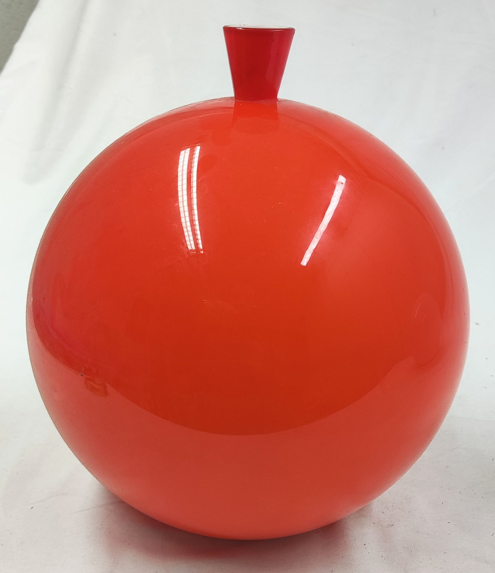 1 x BROKIS / BORIS KLIMEK "Memory" Balloon-shaped Designer Light Fitting - W250 x 275cm - RRP £270 - Image 7 of 10