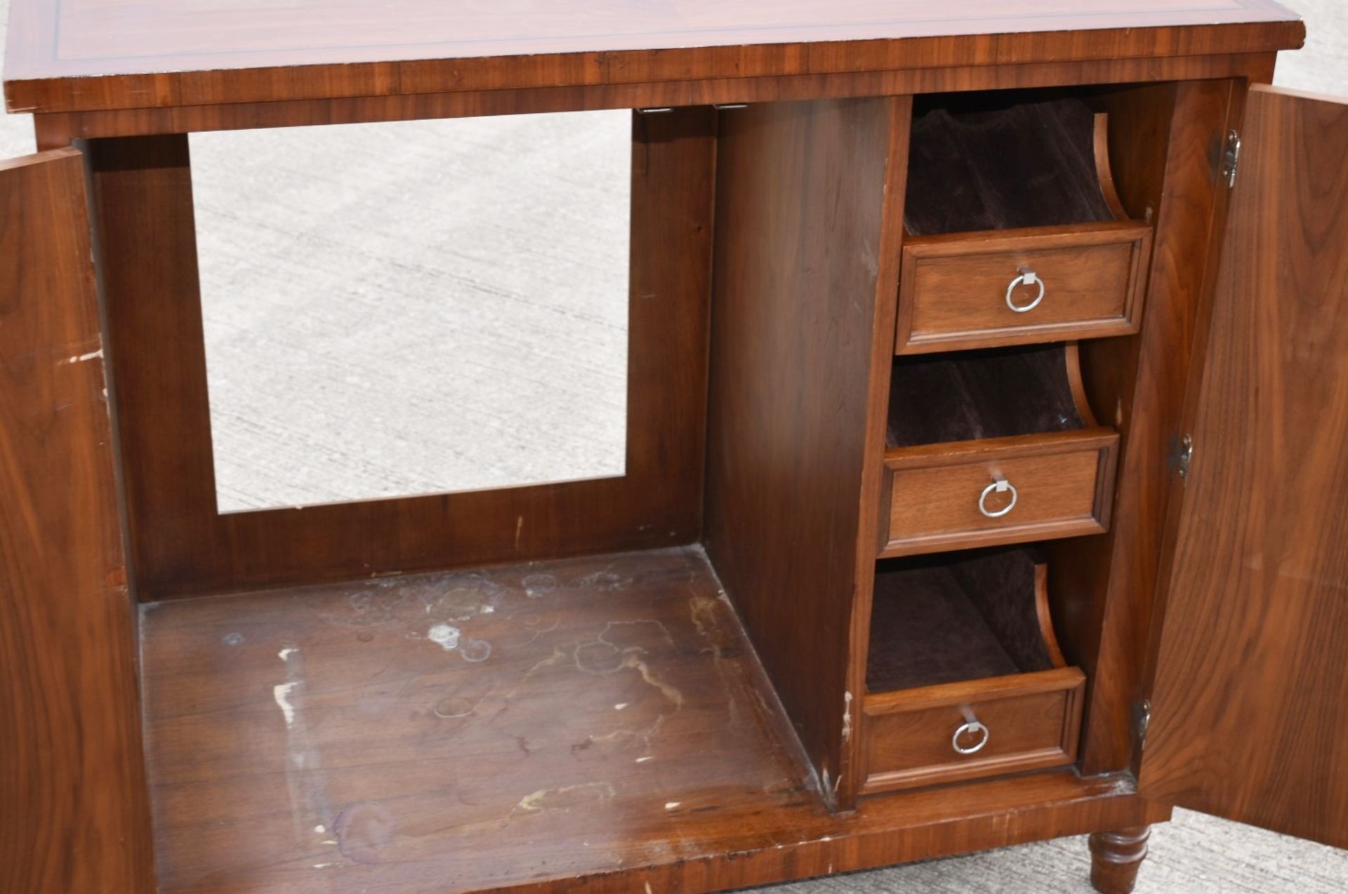 1 x CHANNELS Opulent 2-Door Period-Style Handcrafted Solid Wood Cabinet and 3 x Drawer Storage - Image 4 of 6