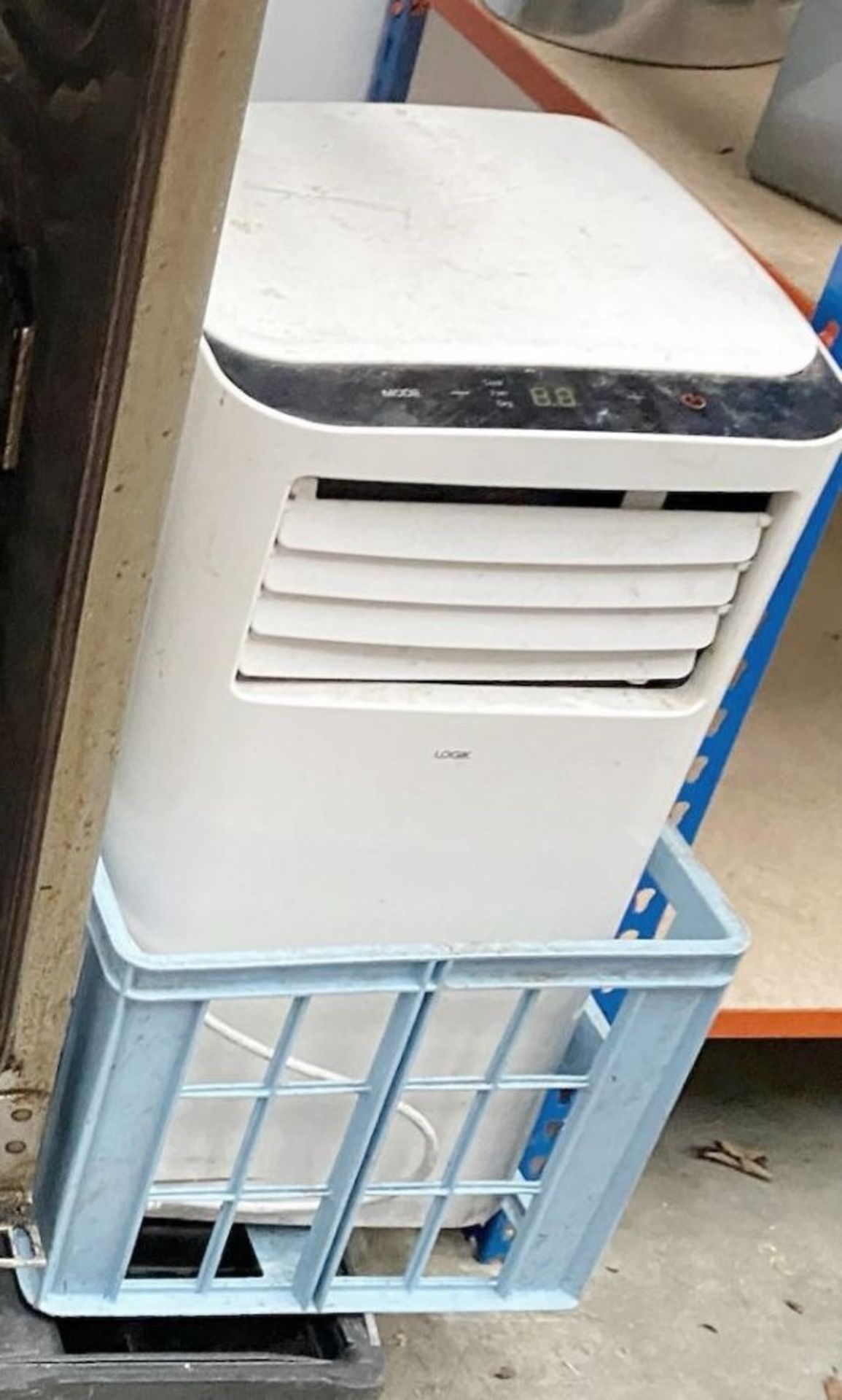 1 x Logik Air Conditioner Unit - Ref: YCB023 - CL908 - Location: Kent, ME20This item is being sold