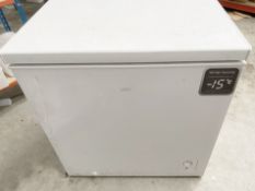 1 x Logik Chest Freezer With a 198 Litre Capacity - Model: L198CFW20