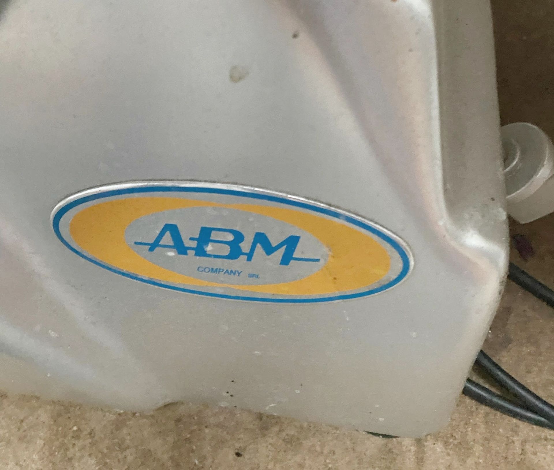 1 x ABM G932 Commercial Meat Slicer - Image 4 of 6