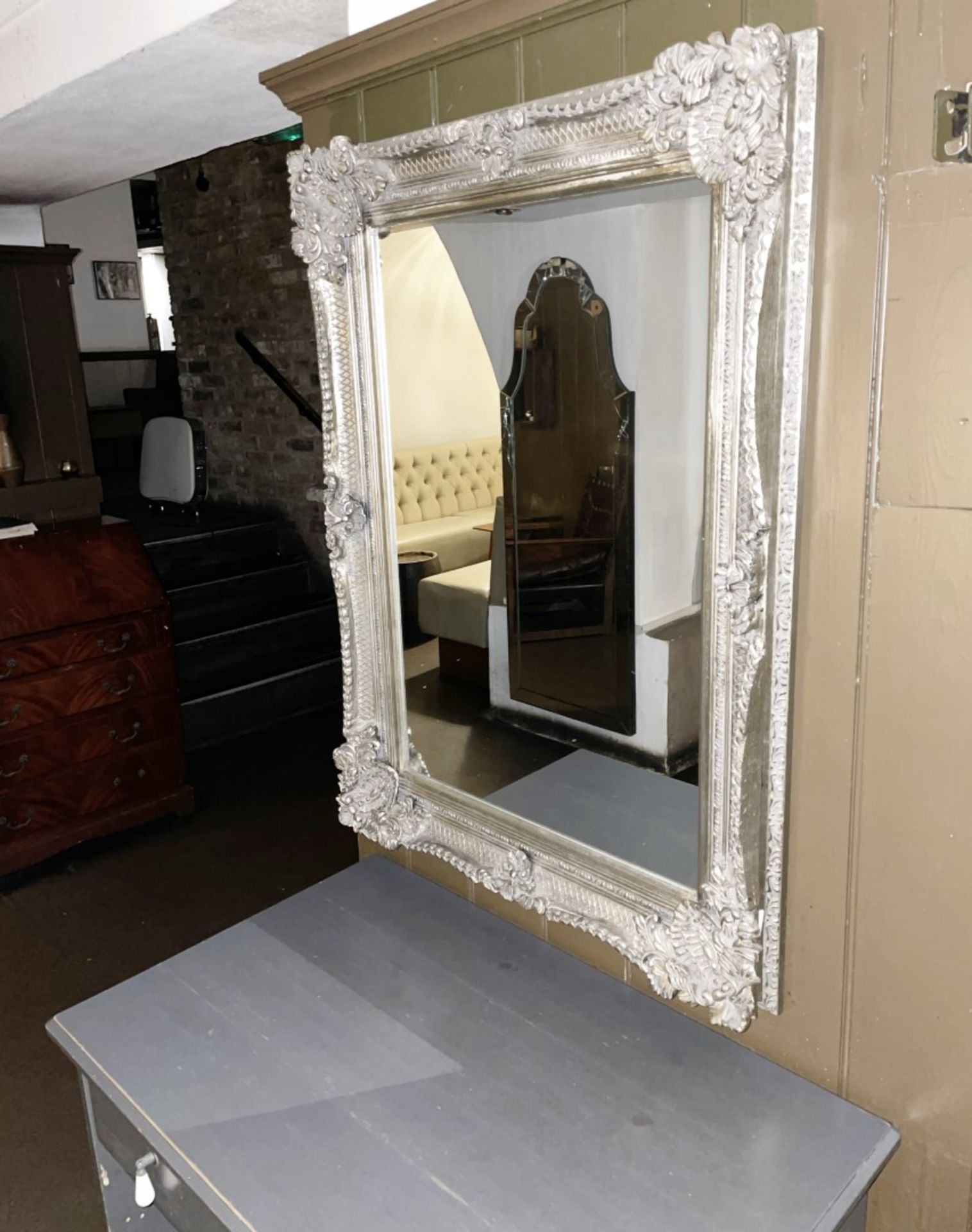 1 x Large Ornate Antique-style Painted Wall Mirror with Distressed Wooden Cabinet in Grey - Image 3 of 9