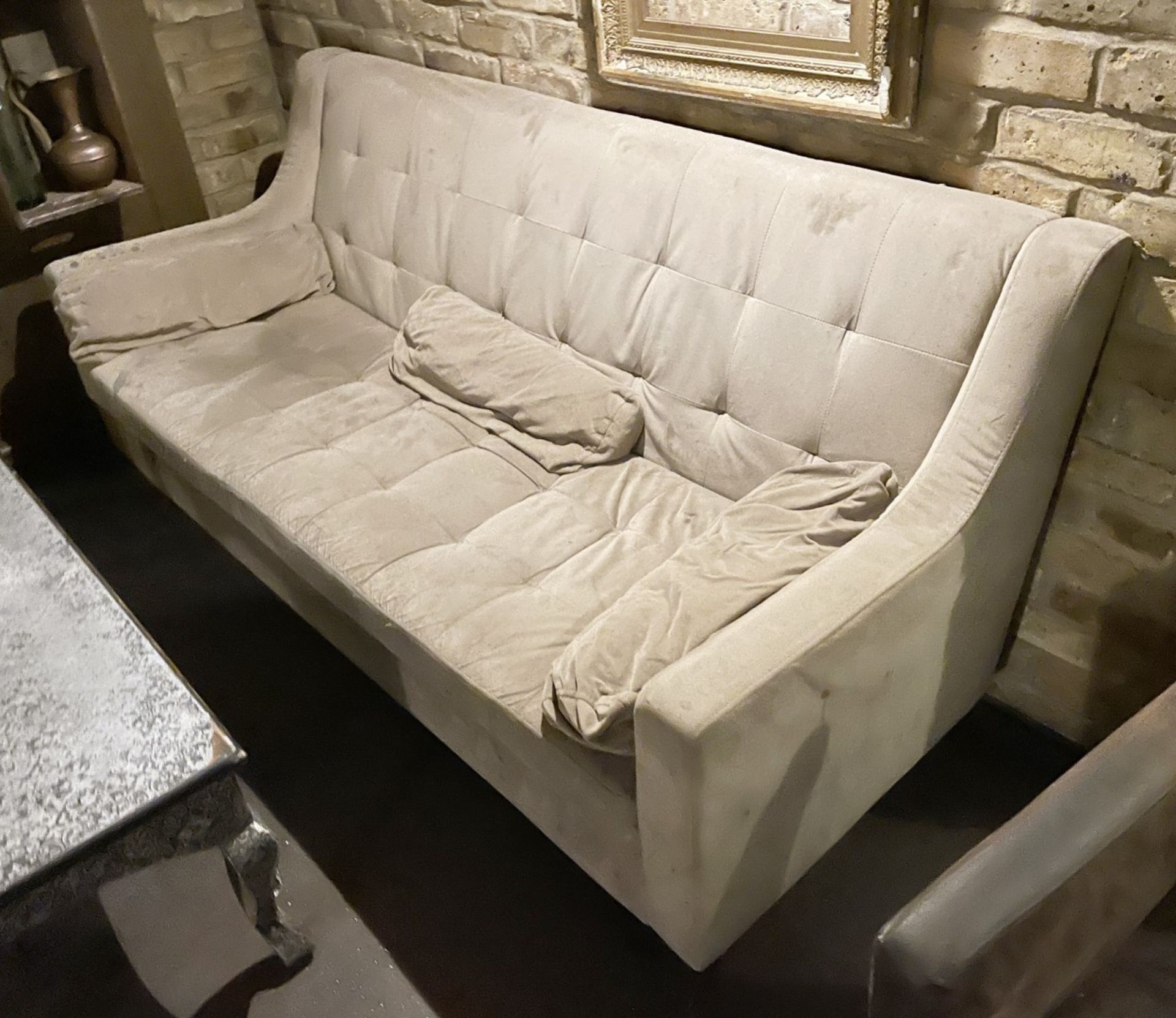 1 x Stylish Tufted Velvet Upholstered 3-Seater Sofa in a Neutral Off-white Hue