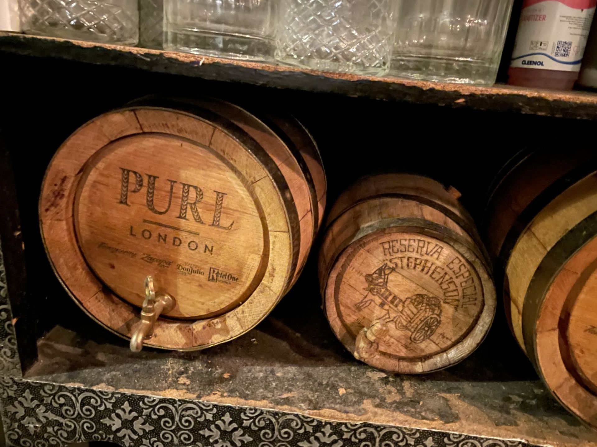 3 x Small Branded Wooden Wine / Beer Barrels - CL909 - Location: London, W1U - Image 3 of 4