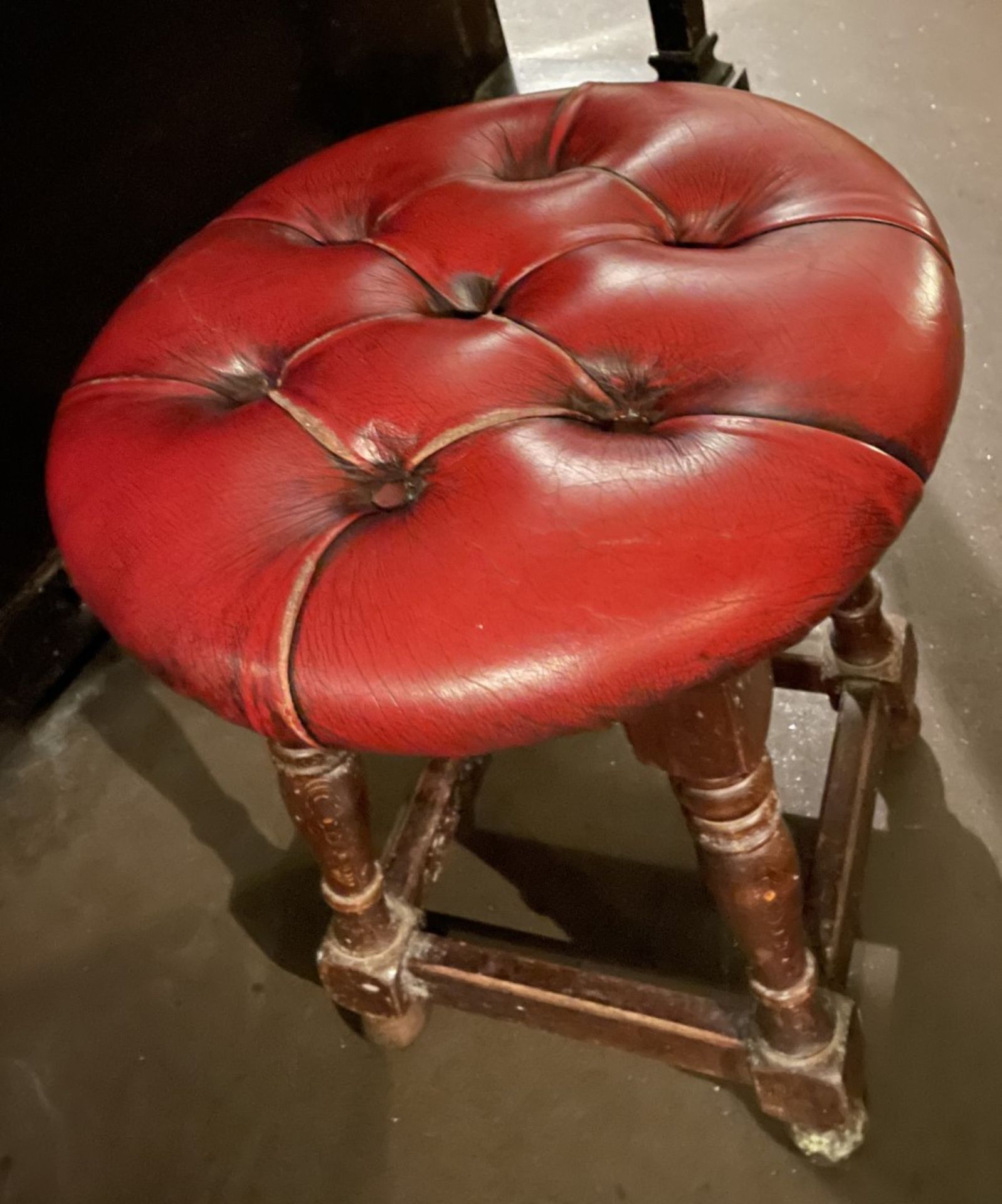1 x Vintage Button-tufted Bar Stool Boasting Red Leather Upholstery and Solid Wood Legs