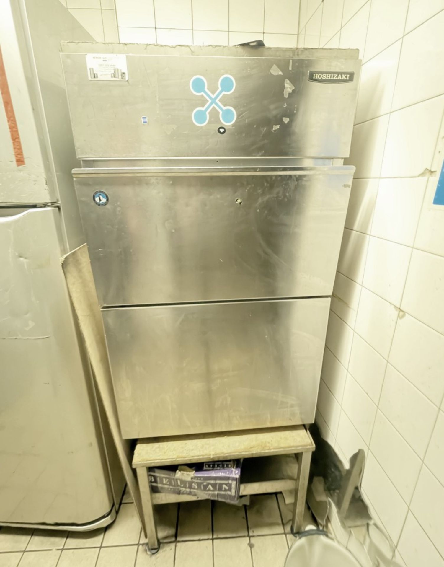 1 x HOSHIZAKI Commercial Stainless Steel Water Cooled Ice Cube Maker IM-100WLE - Image 2 of 6