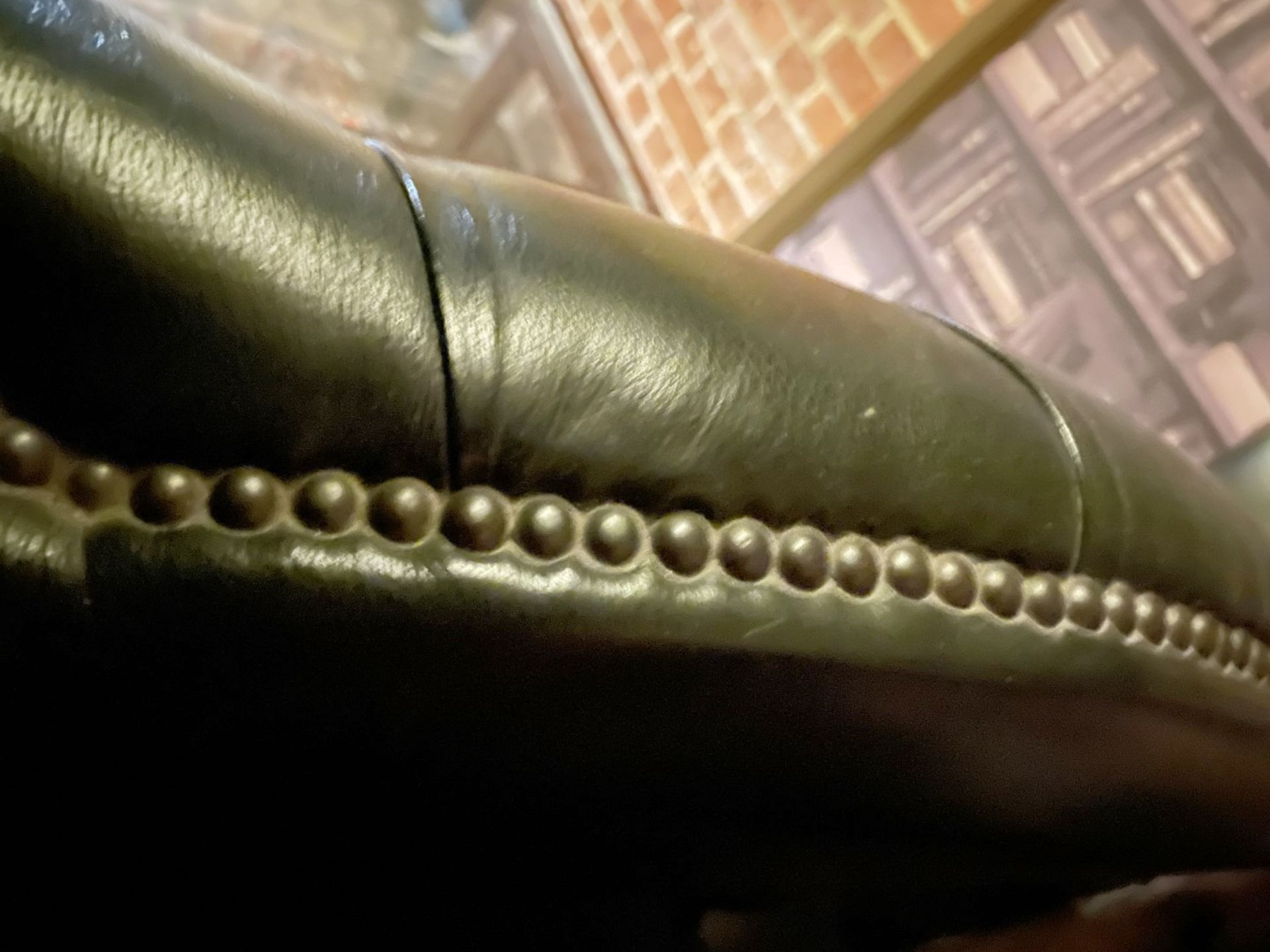 1 x Vintage Victorian-style Green Leather Wing Back Chesterfield 2-Seater Sofa with Studded Detail - Image 9 of 9