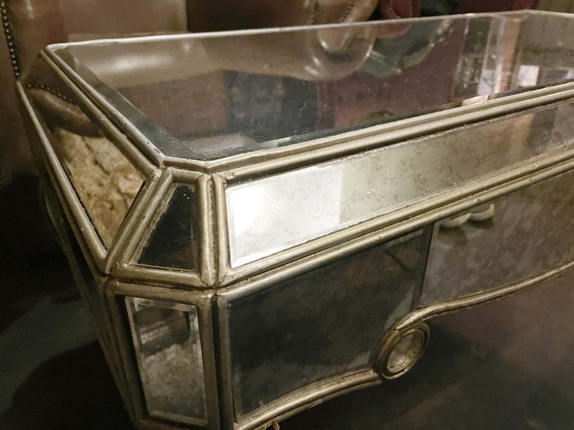 1 x Vintage French-style Mirrored Rectangular Cocktail Coffee Table with an Aged Aesthetic - Image 5 of 10