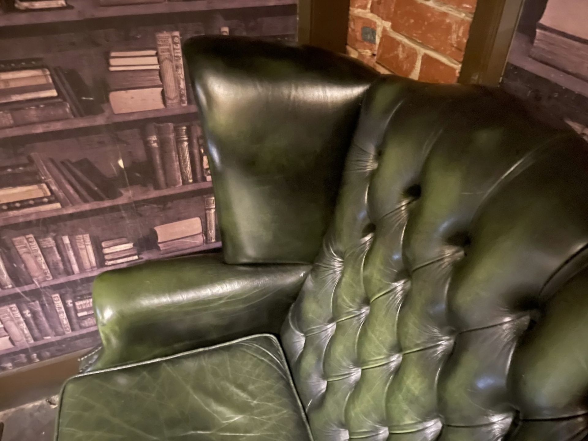 1 x Vintage Victorian-style Green Leather Wing Back Chesterfield 2-Seater Sofa with Studded Detail - Image 4 of 9