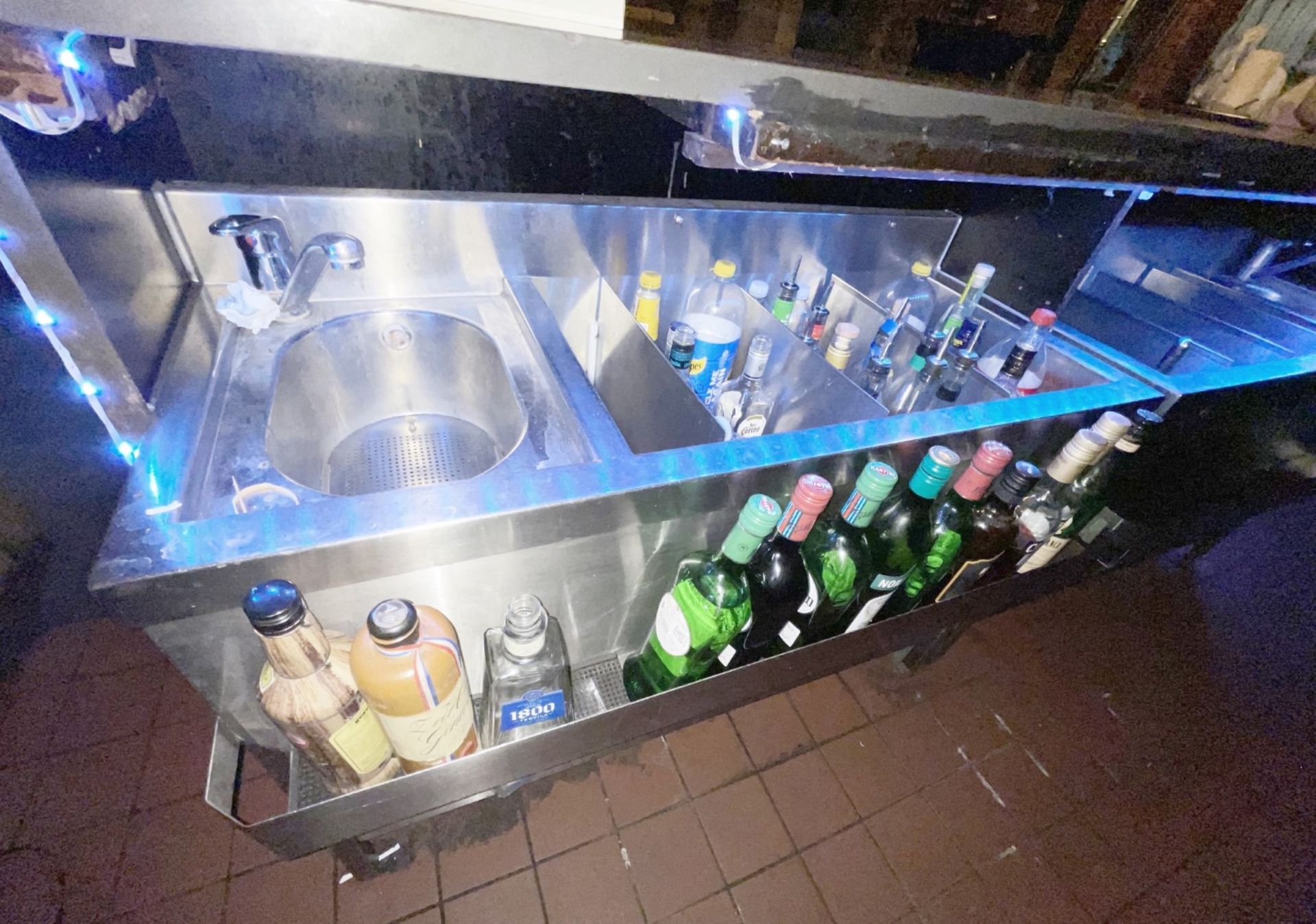 1 x Stainless Steel Commercial Back Bar Unit Including Ice Well, Speed Rail and Left Hand Basin - Image 2 of 3