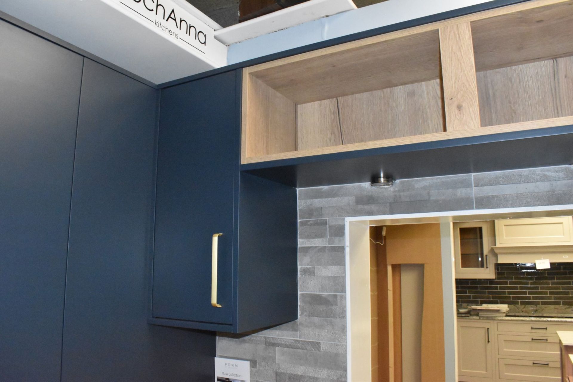 1 x LochAnna Ex Display Fitted Kitchen Finished in Matt Indigo Blue and Oak - Image 21 of 42