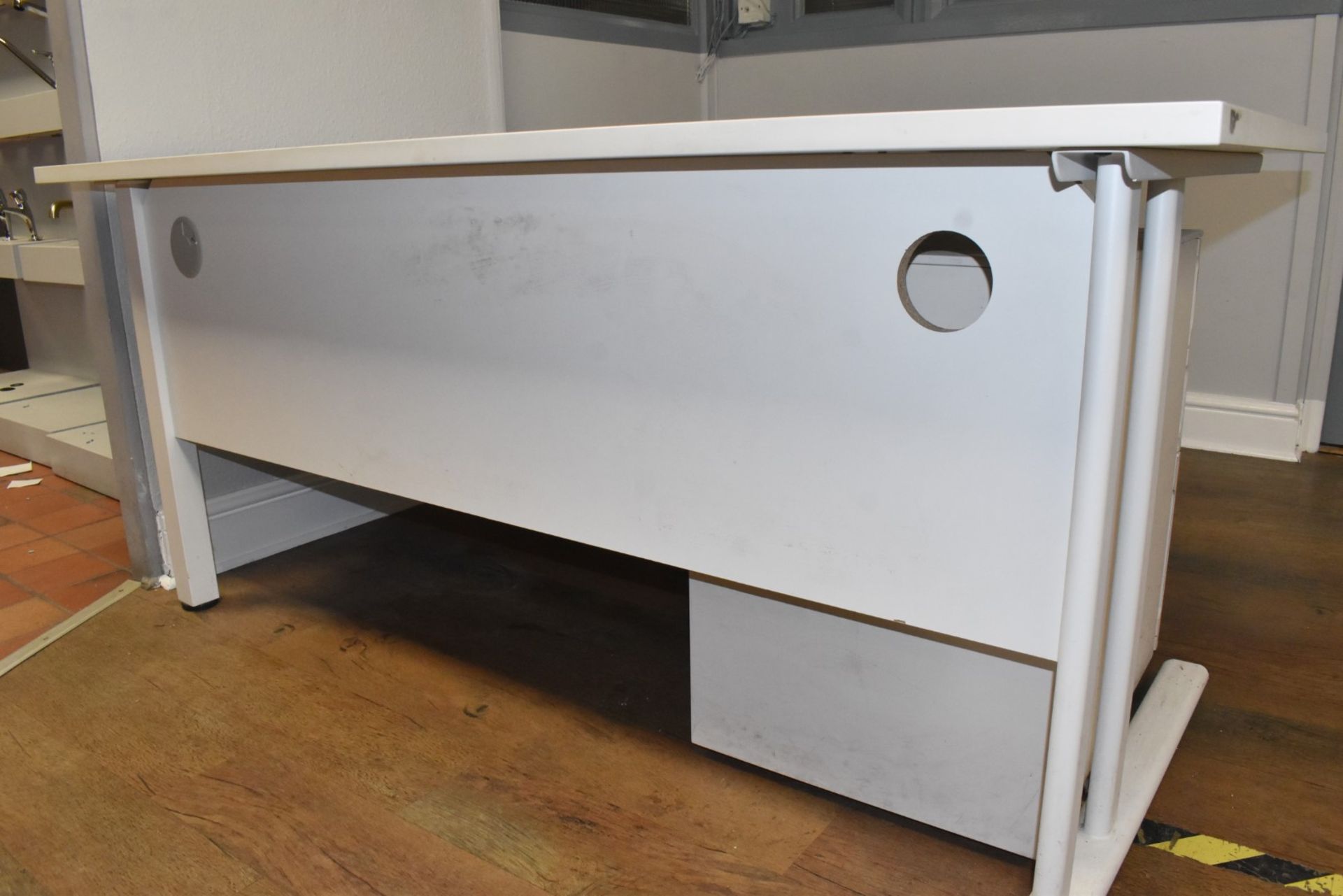 1 x Office Furniture Set Including a Corner Desk, Drawer Pedestal and Sliding Door Cabinet - Image 4 of 10