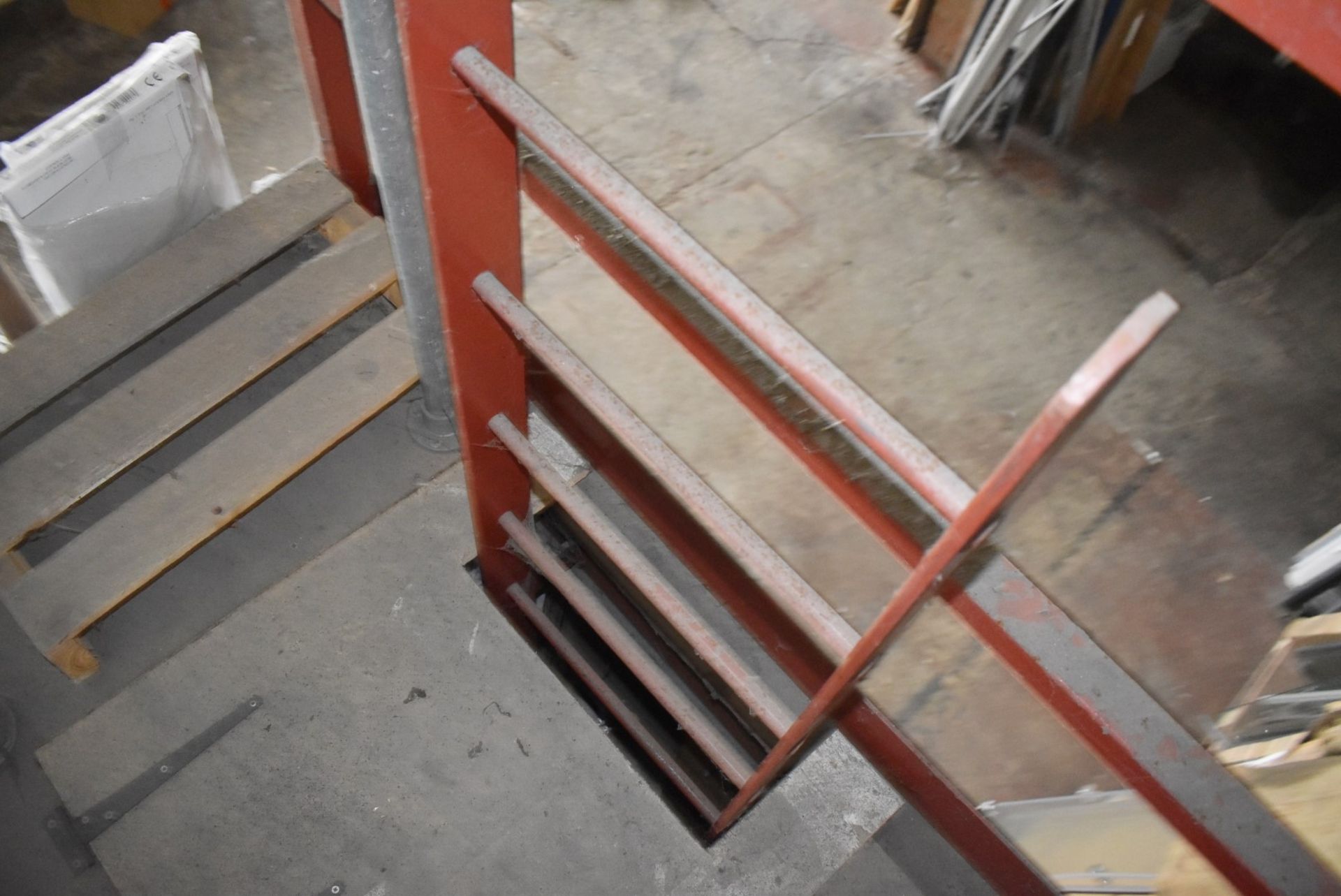 1 x Mezzanine Floor - Heavy Duty Steel Construction With Access Ladder - Size: W1000 x D325 cms - Image 3 of 18