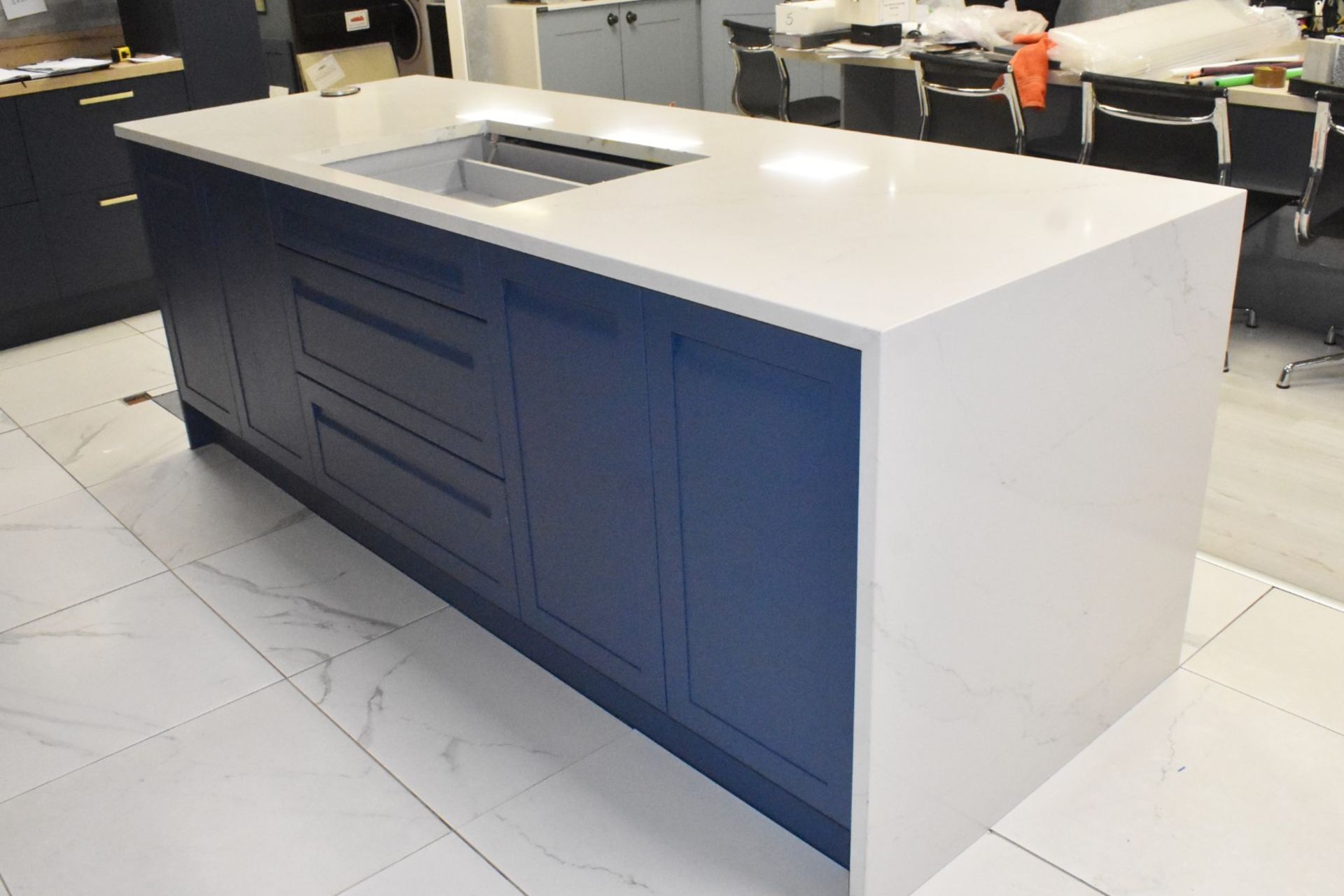 1 x LochAnna Ex Display Kitchen Island Finished in Indigo Blue With Cosentino Silestone Worktop - Image 10 of 25