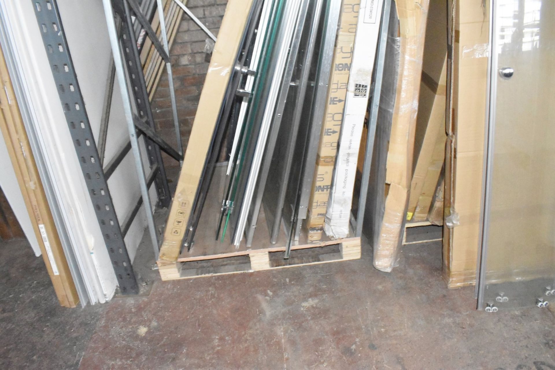 1 x Assorted Collection of Bathroom Stock - Shower Screens, Shower Trays, Neptune Wall Panels & More - Image 22 of 30