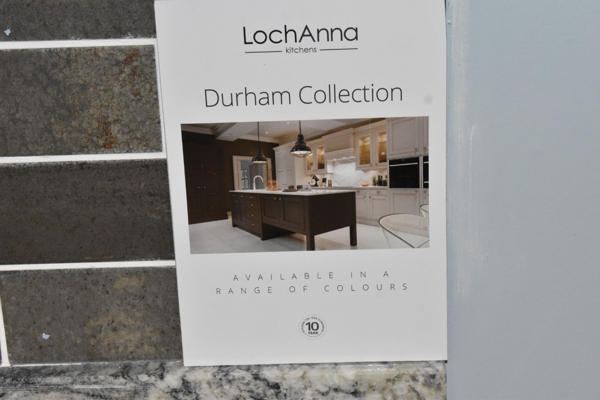 1 x LochAnna Ex Display Fitted Kitchen With Granite Worktops, Solid Wood Doors, Soft Close Drawers - Image 12 of 34