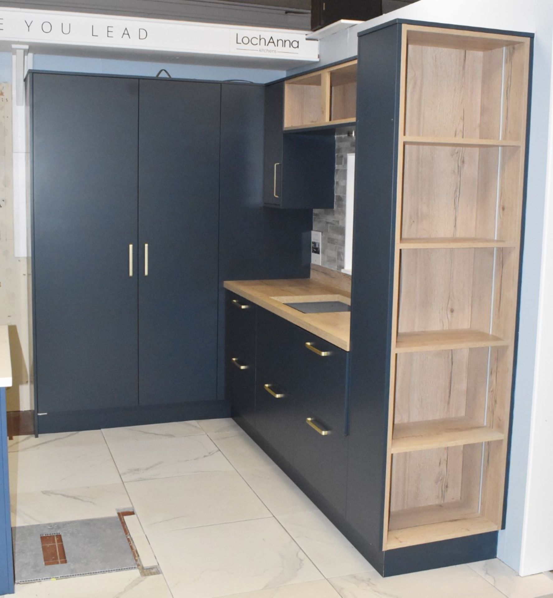 1 x LochAnna Ex Display Fitted Kitchen Finished in Matt Indigo Blue and Oak - Image 15 of 42