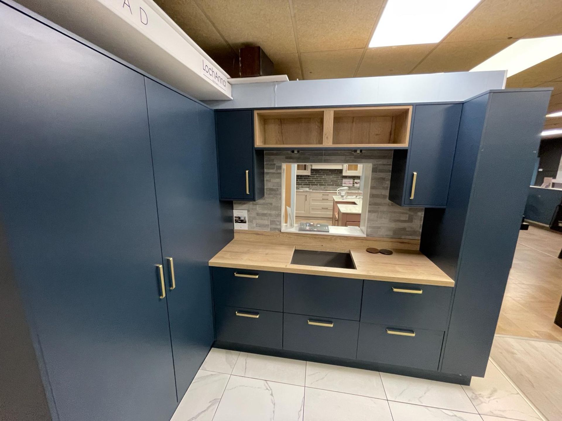 1 x LochAnna Ex Display Fitted Kitchen Finished in Matt Indigo Blue and Oak - Image 3 of 42