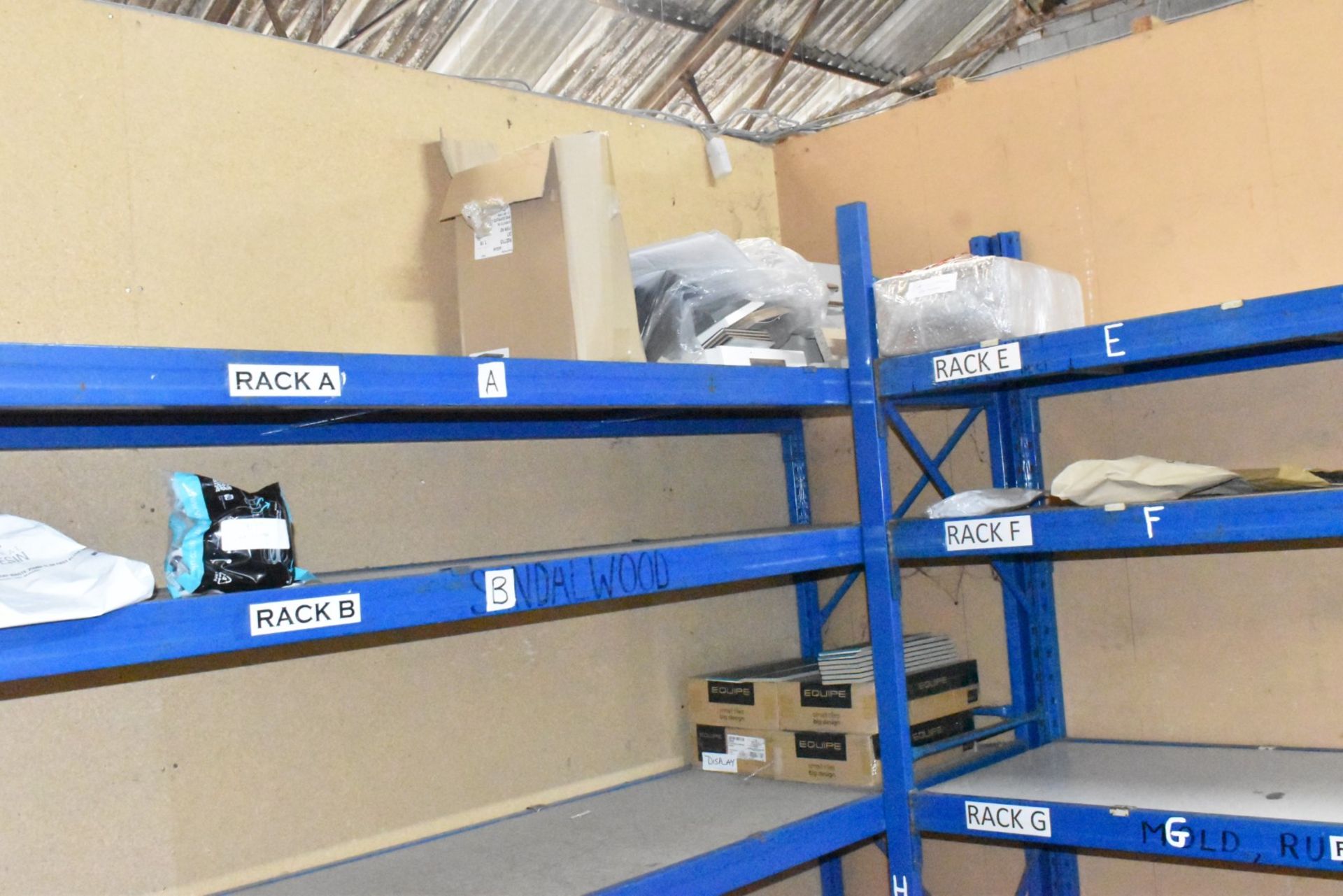 1 x Large Collection of Warehouse Shelving to Include 7 x Uprights, 34 x Crossbeams and Shelves - Image 4 of 13