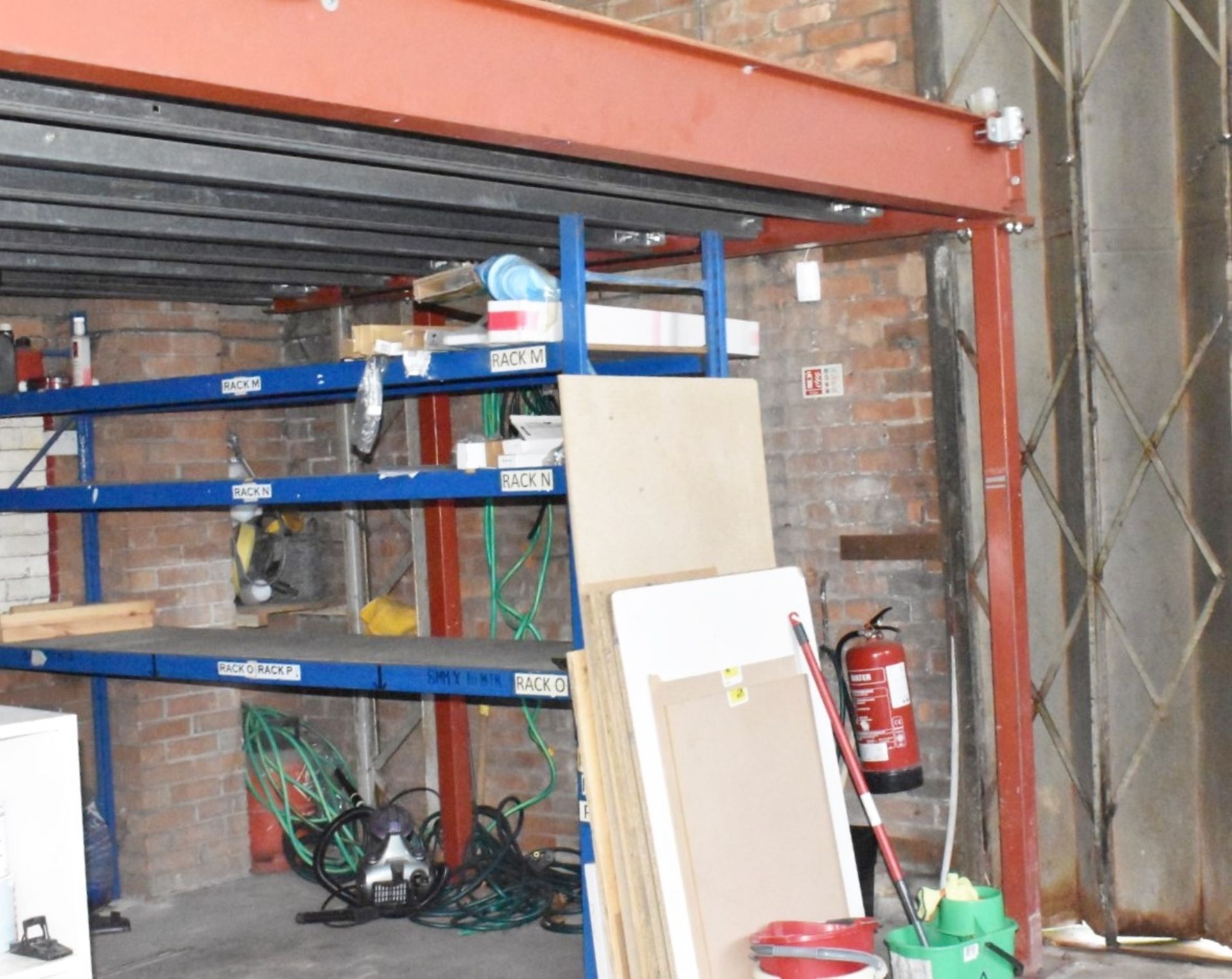 1 x Mezzanine Floor - Heavy Duty Steel Construction With Access Ladder - Size: W1000 x D325 cms - Image 18 of 18