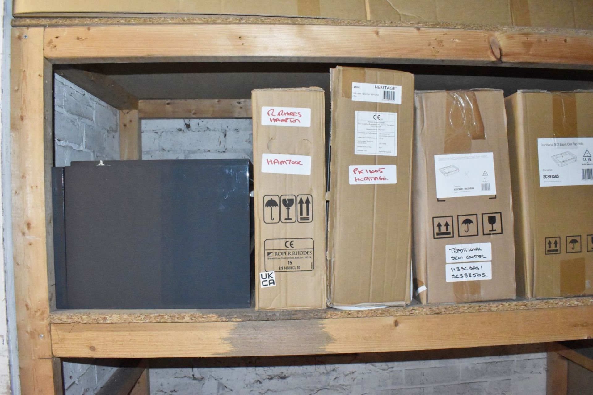 1 x Assorted Collection of Bathroom Stock - Includes Radiators, Sink Basins, Mystery Boxes and More - Image 5 of 22