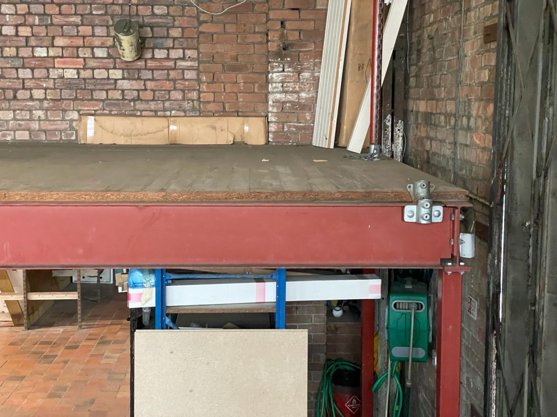 1 x Mezzanine Floor - Heavy Duty Steel Construction With Access Ladder - Size: W1000 x D325 cms - Image 2 of 18