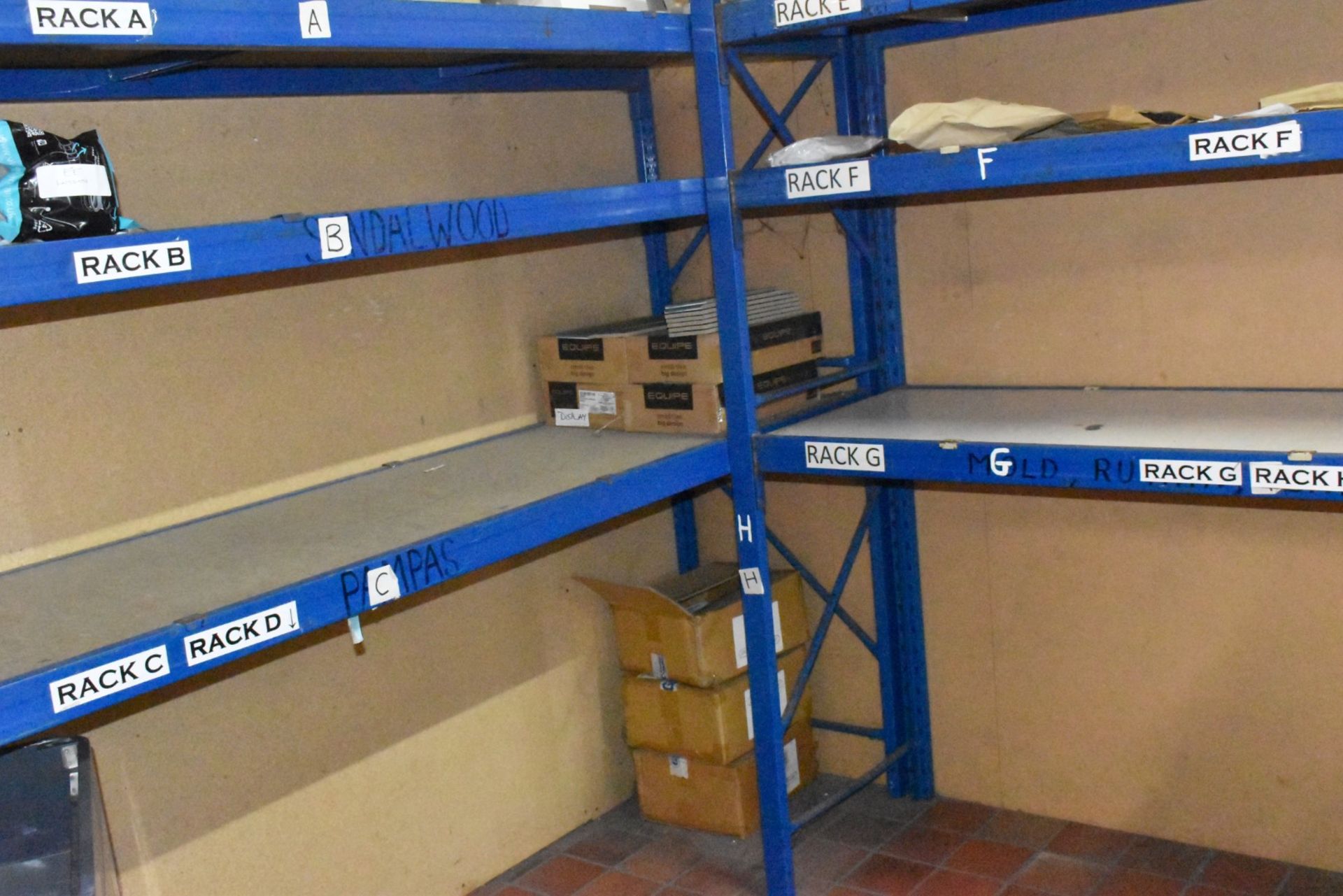 1 x Large Collection of Warehouse Shelving to Include 7 x Uprights, 34 x Crossbeams and Shelves - Image 5 of 13