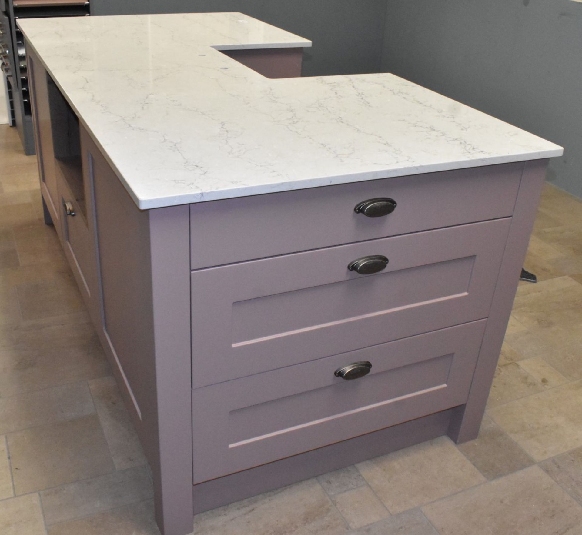 1 x LochAnna Ex Display Kitchen Island With Granite Worktops - Image 7 of 38