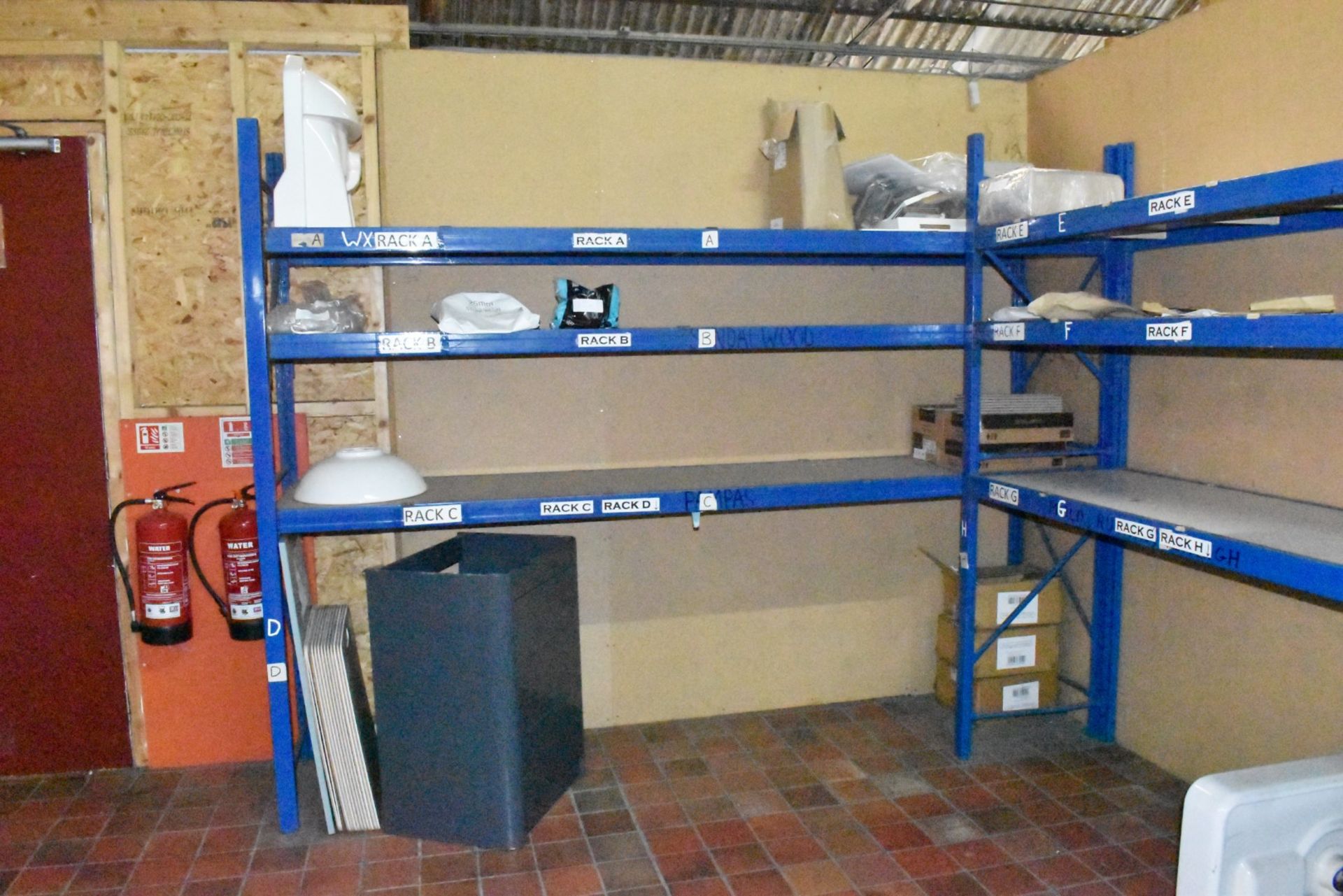 1 x Large Collection of Warehouse Shelving to Include 7 x Uprights, 34 x Crossbeams and Shelves - Image 10 of 13