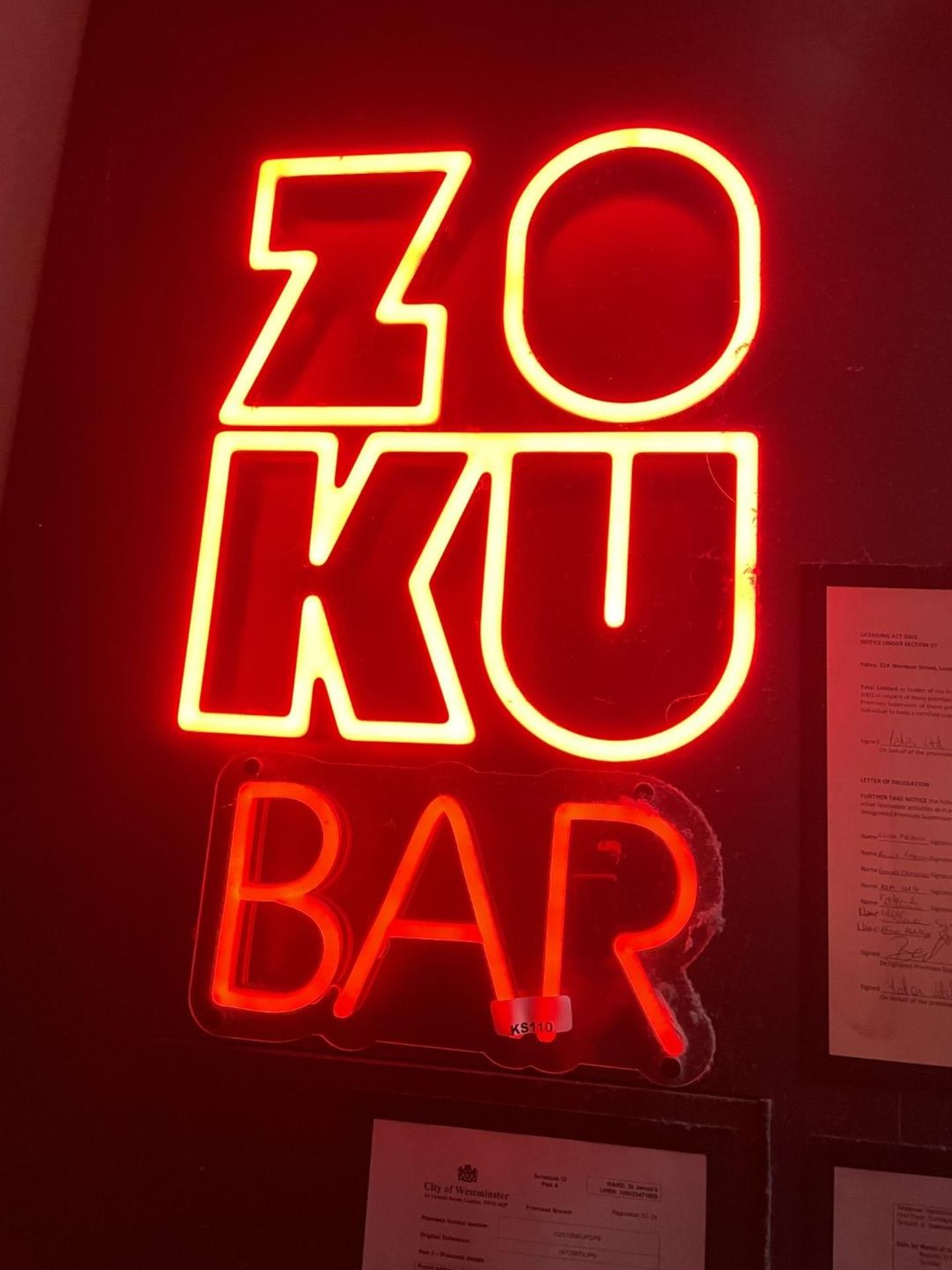 1 x RED NEON Wall Sign ZOKU BAR - ZO KU BAR - Dimensions: 65 x 40 cms - Image 5 of 5