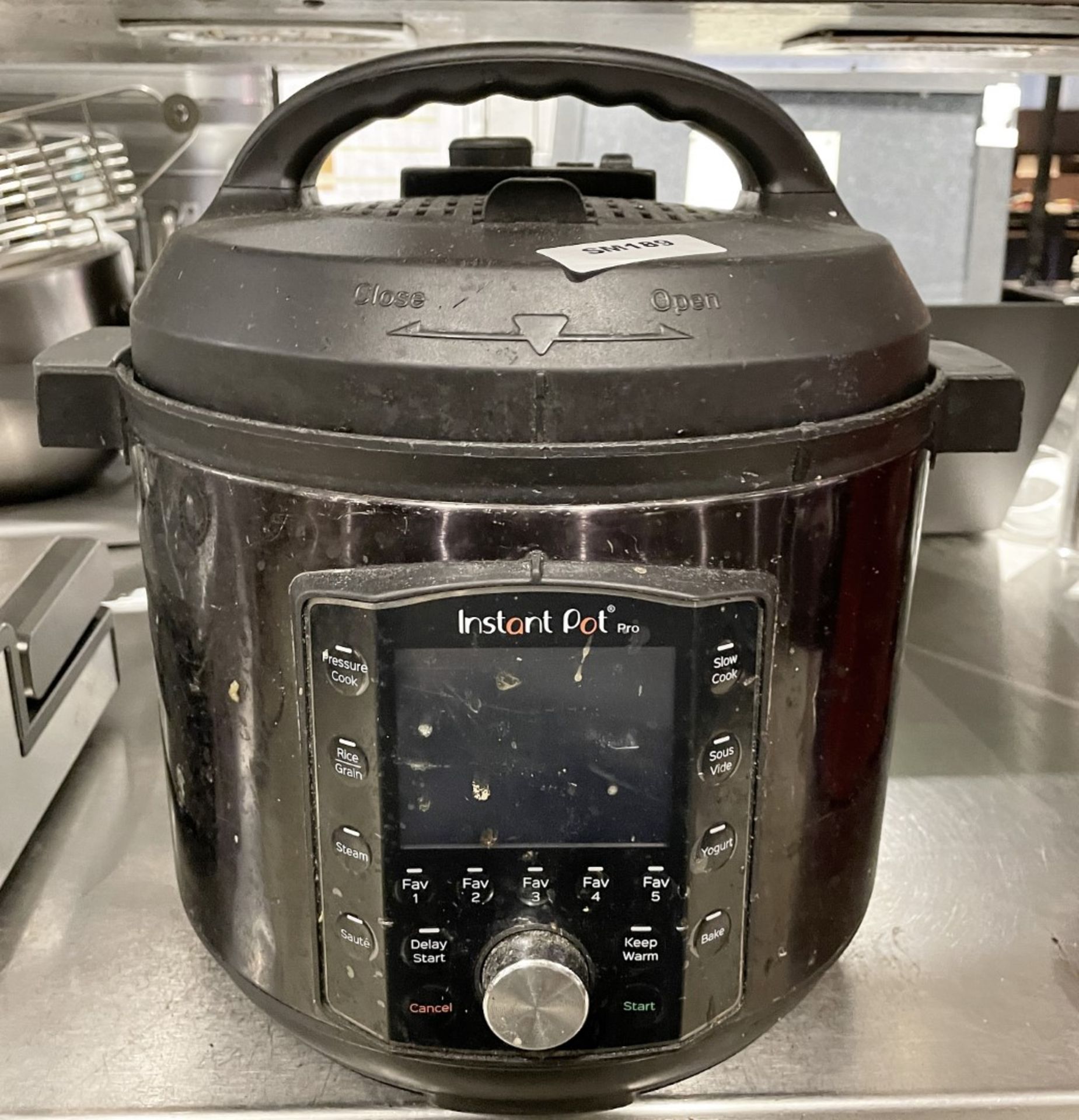1 x Instat Pot Pro 60 10 in 1 Multi Cooker - 5.7L - Features Include Slow Cooker, Sous Vide, Saute - Image 2 of 6