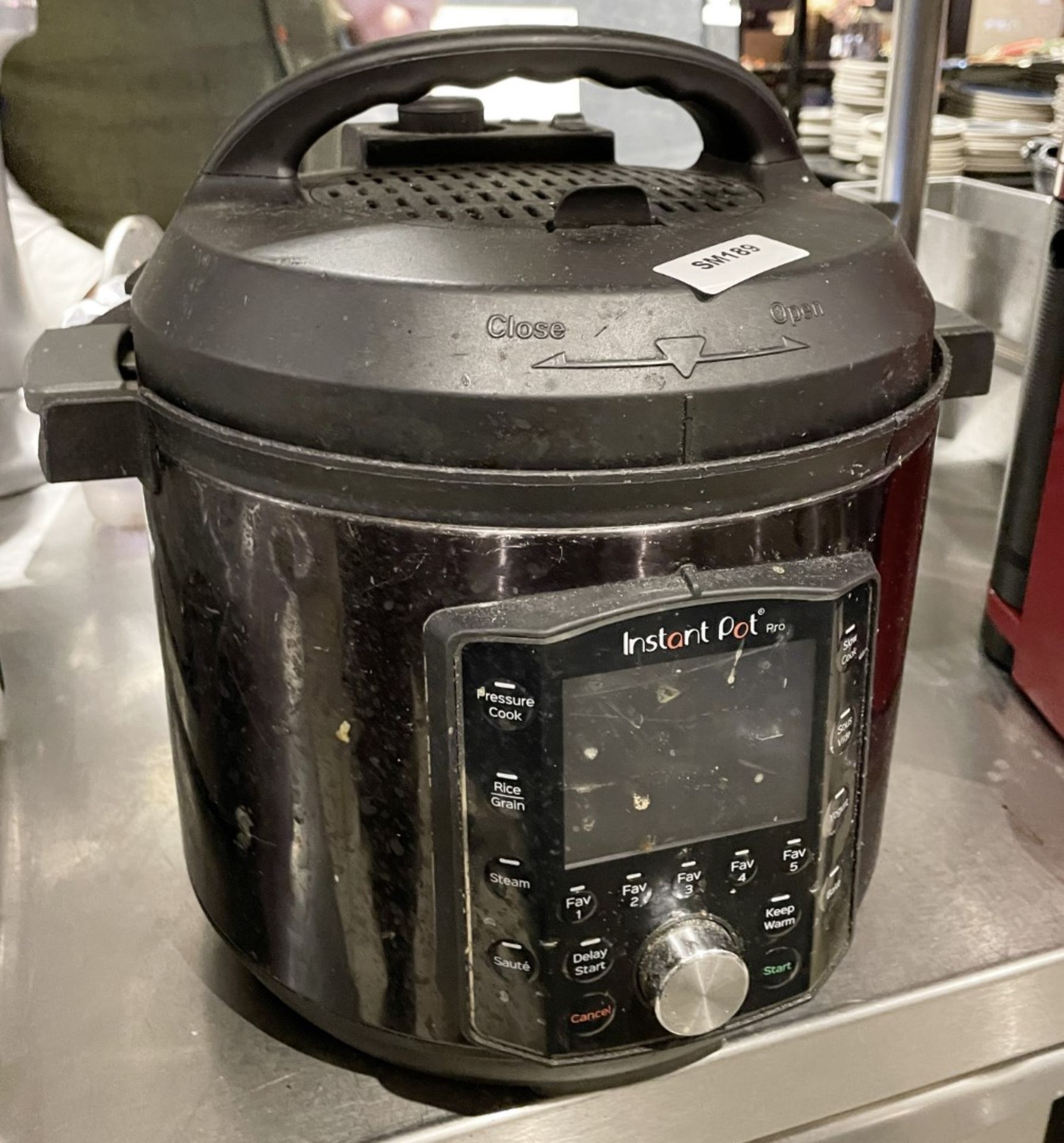 1 x Instat Pot Pro 60 10 in 1 Multi Cooker - 5.7L - Features Include Slow Cooker, Sous Vide, Saute - Image 3 of 6