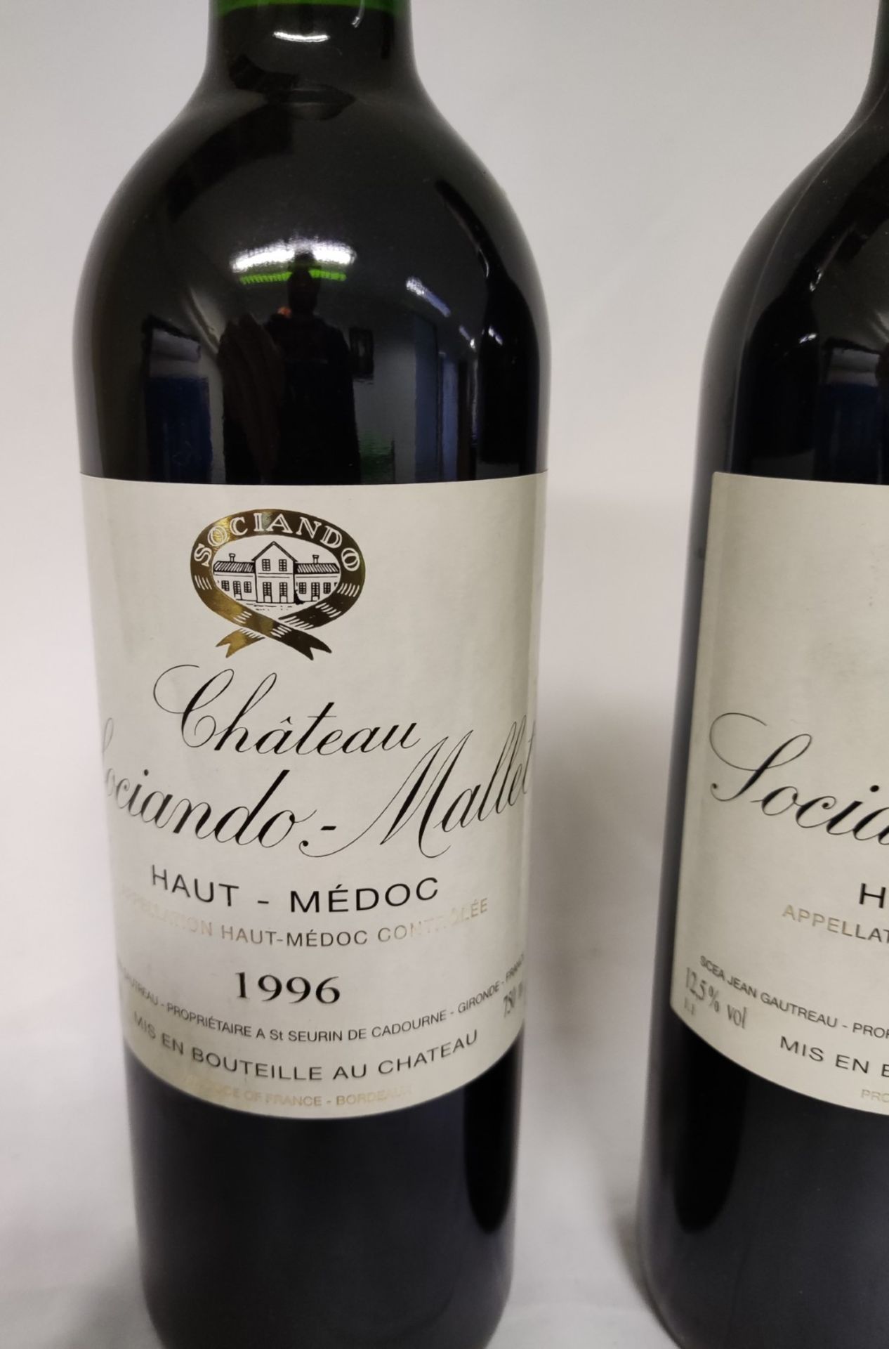 2 x Bottles of 1996 Chateau Sociando-Mallet, Haut-Medoc, France - Dry Red Wine - RRP £260 - Image 4 of 7