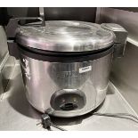 1 x Buffalo CK698 Premium Large 9 Litre Rice Cooker - RRP £335